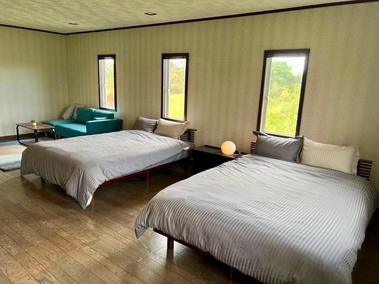 Double or Twin Room with Shared Bathroom photo 3