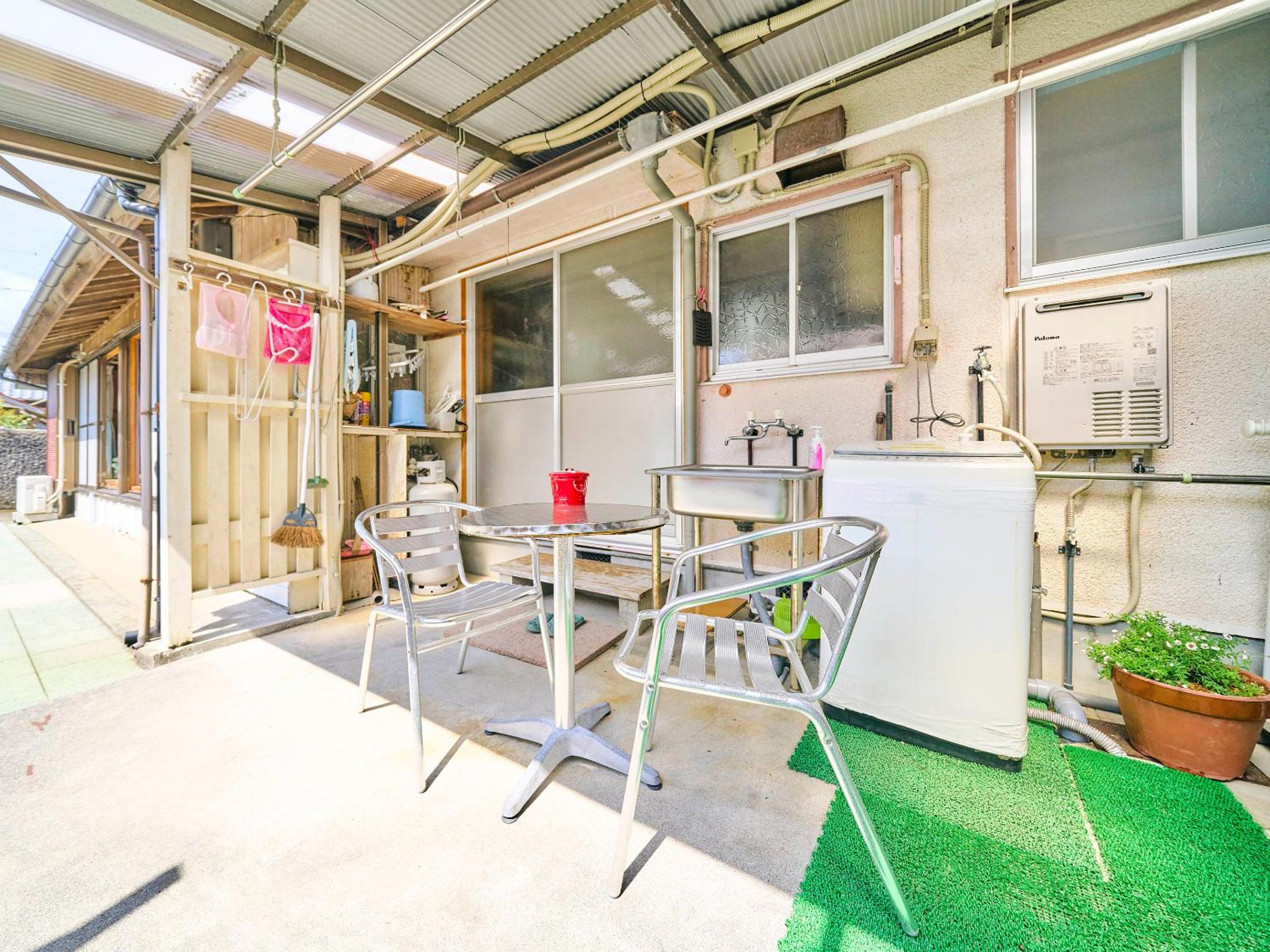 Two-Bedroom House photo 2