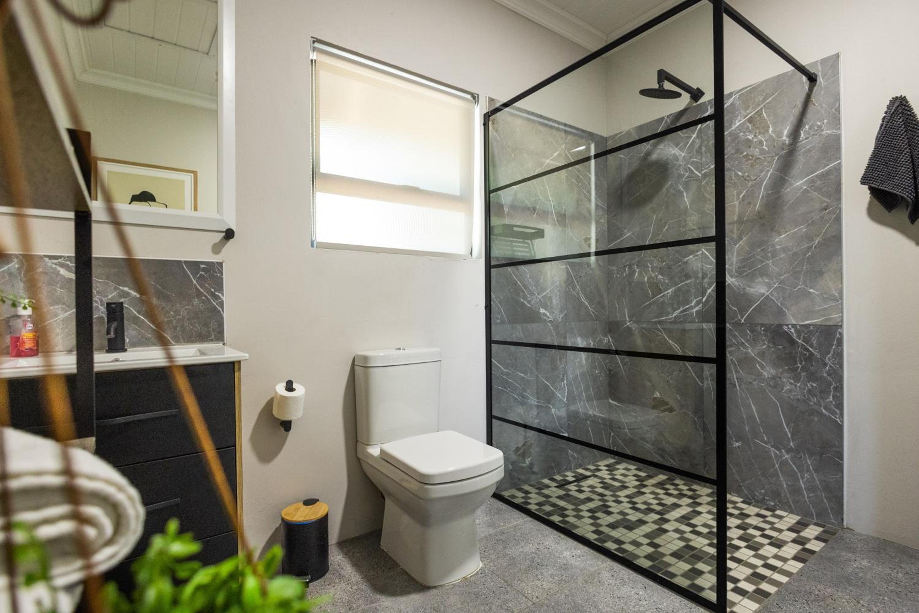 Family Suite - Photo 6