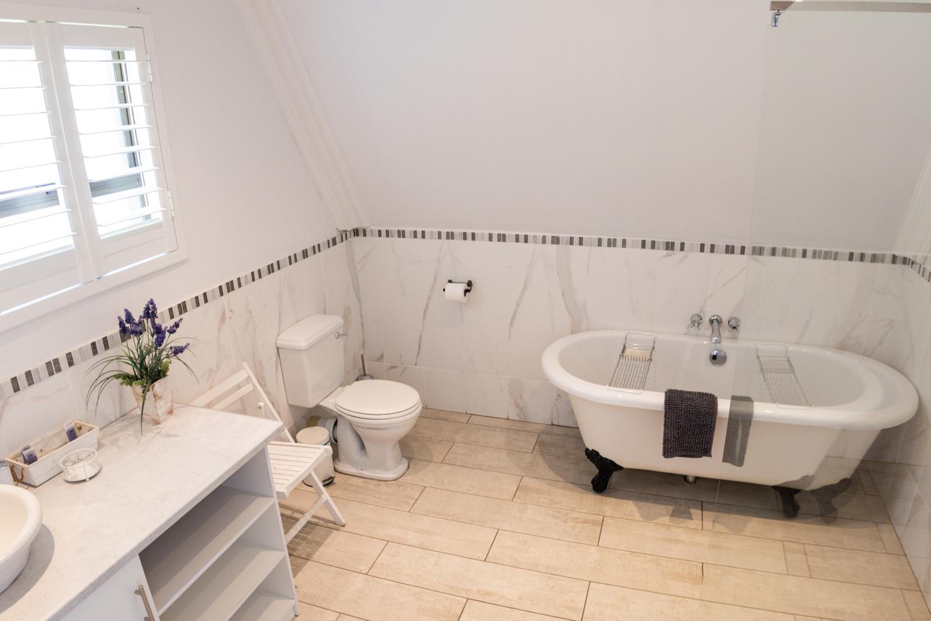 Standard Double Suite - Photo 5