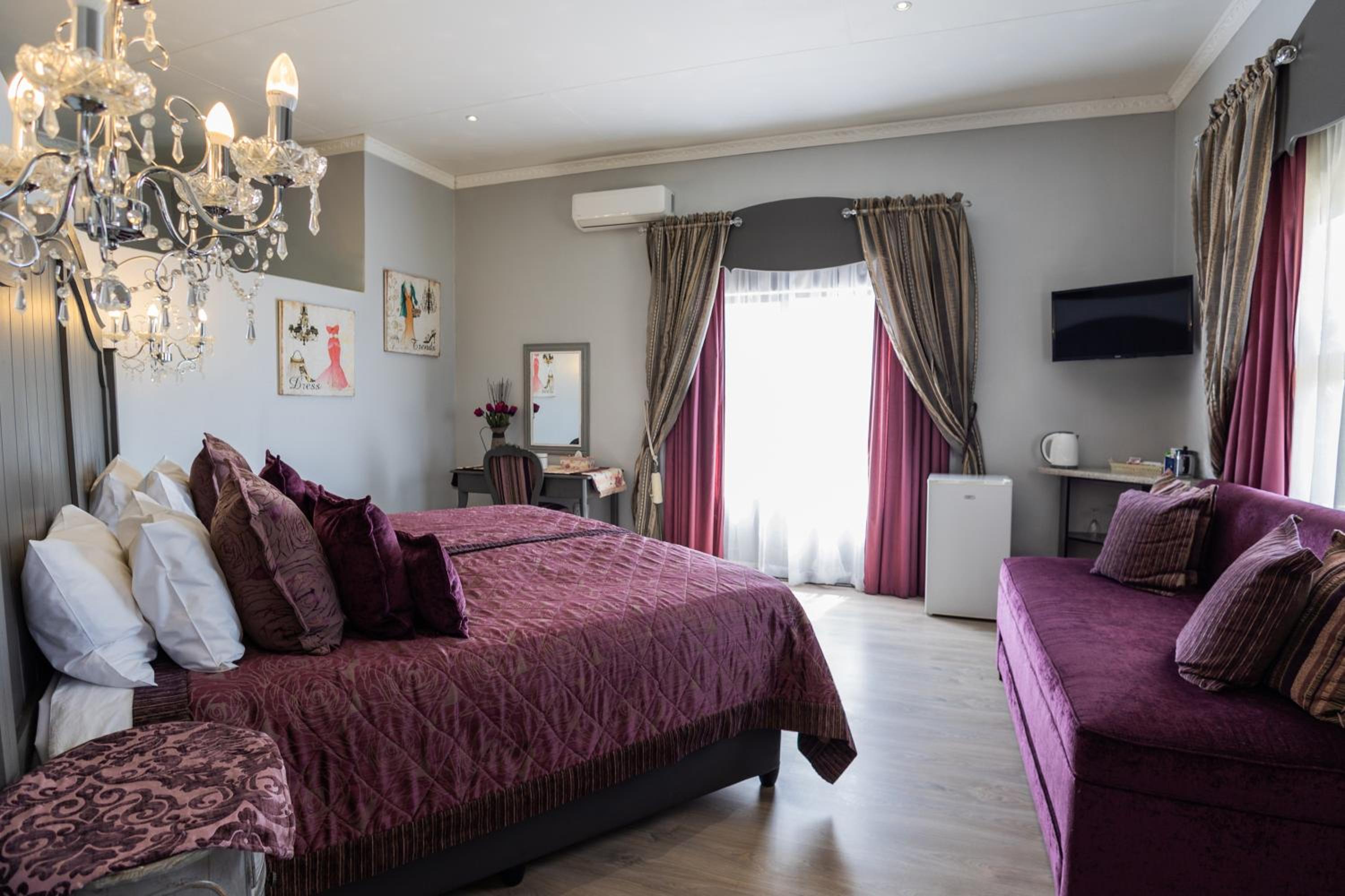 King Room with Mountain View - Photo 11