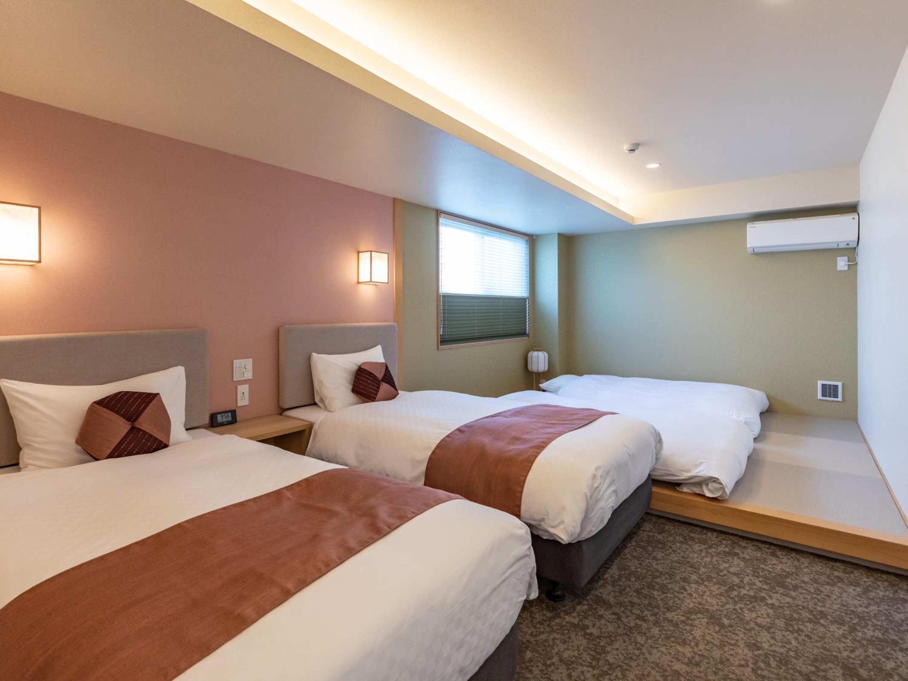 Superior Quadruple Room photo 1
