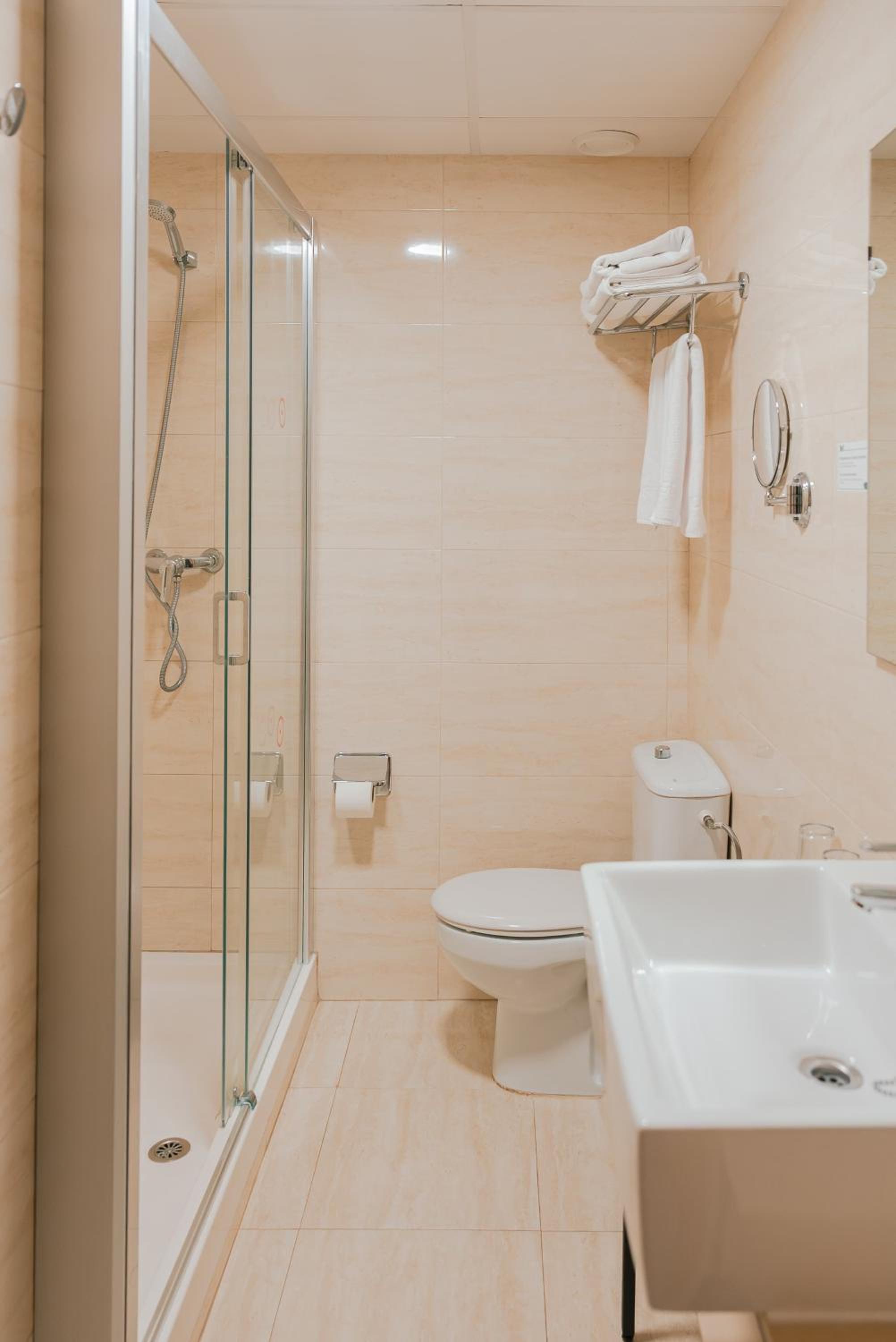 Budget Single Room