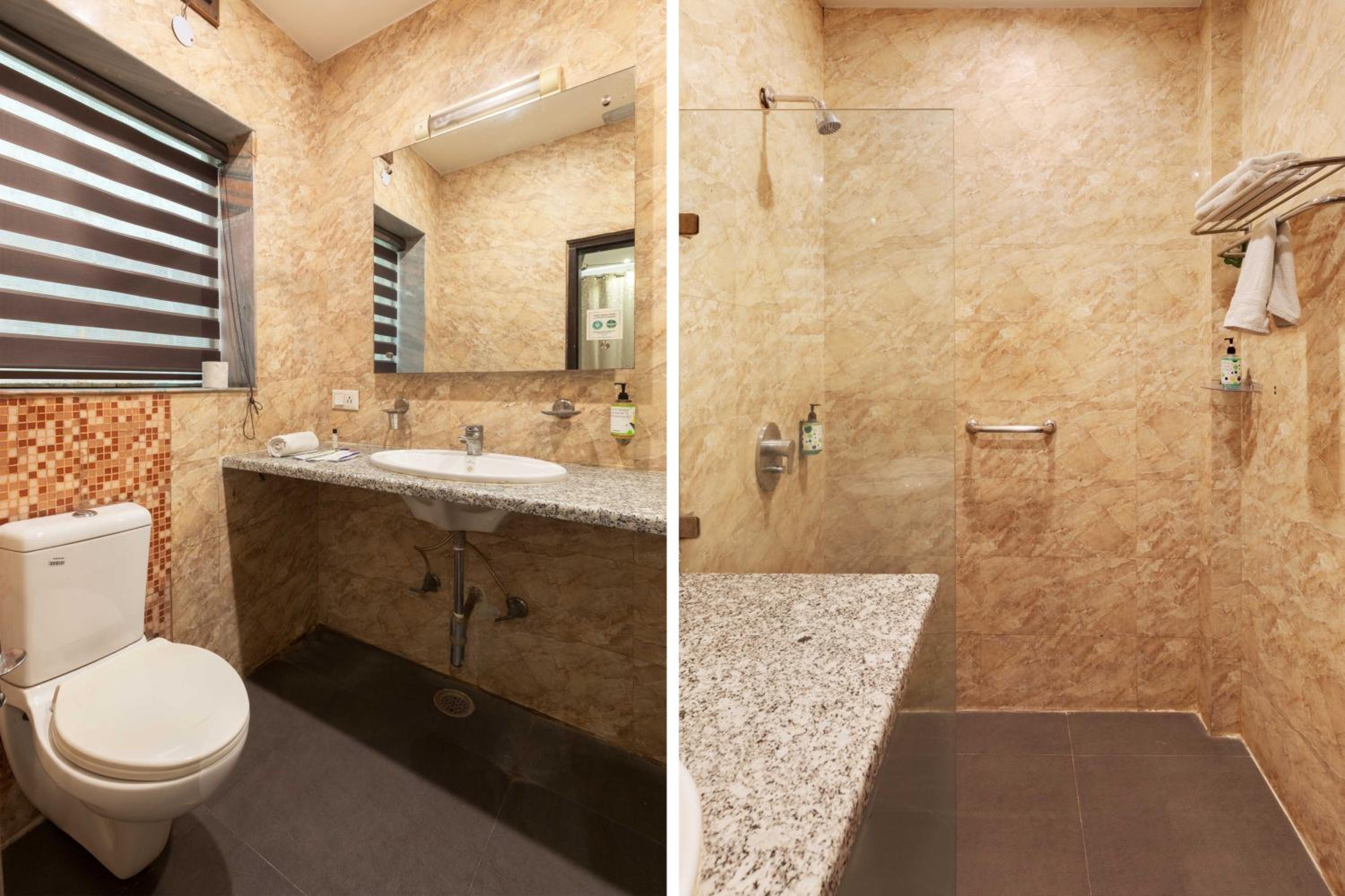 Standard Double or Twin Room photo 2