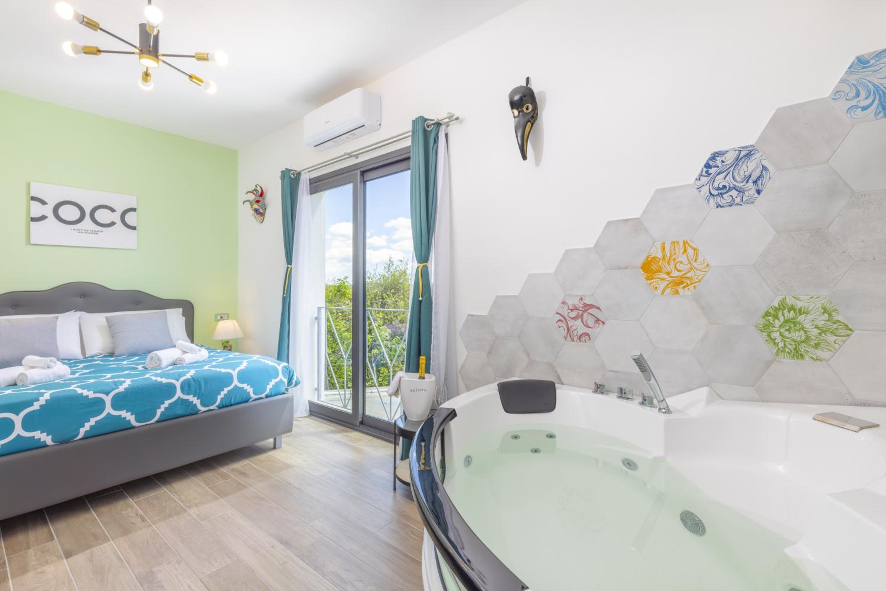 King Room With Spa Bath photo 1