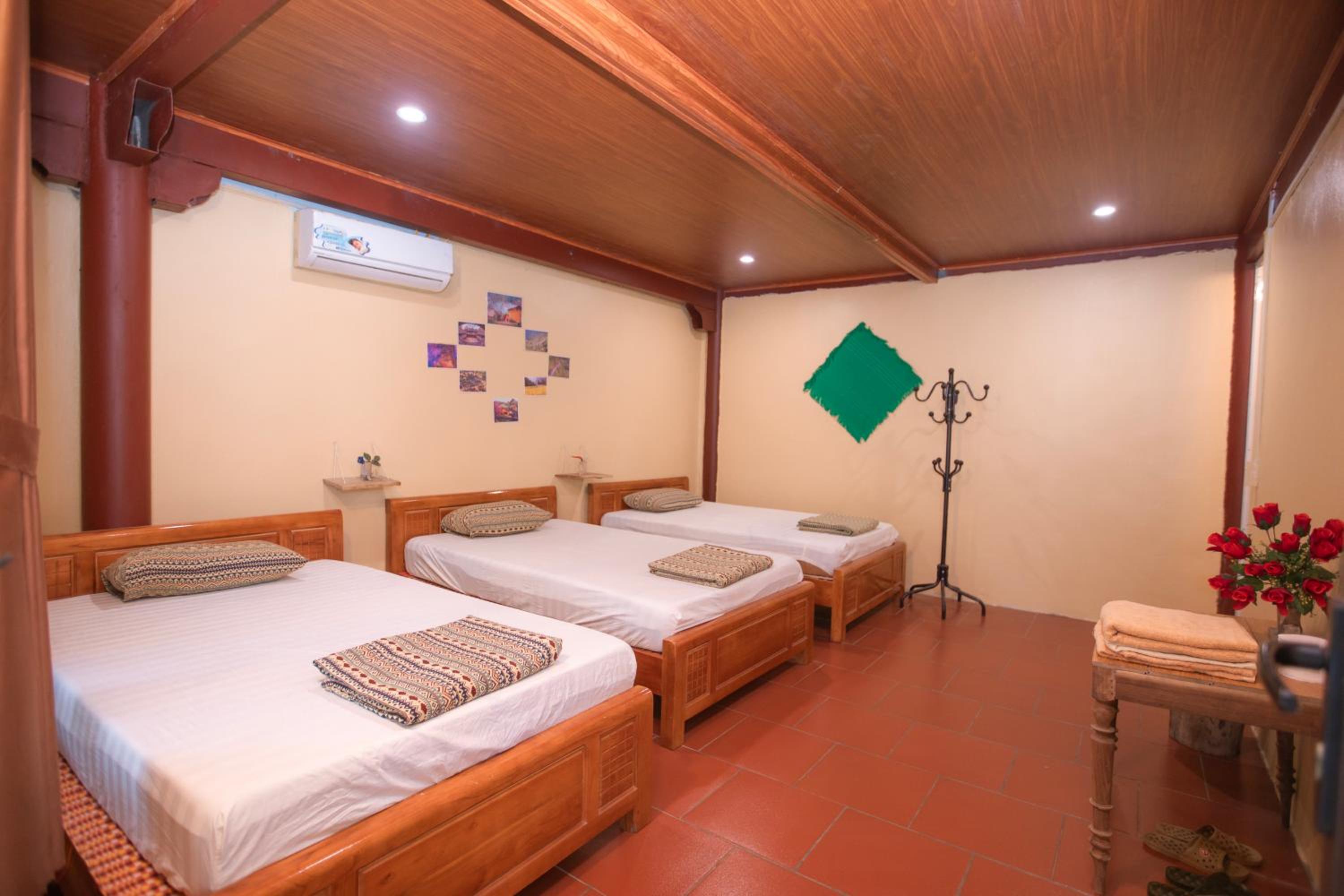 Triple Room with Bathroom photo 1