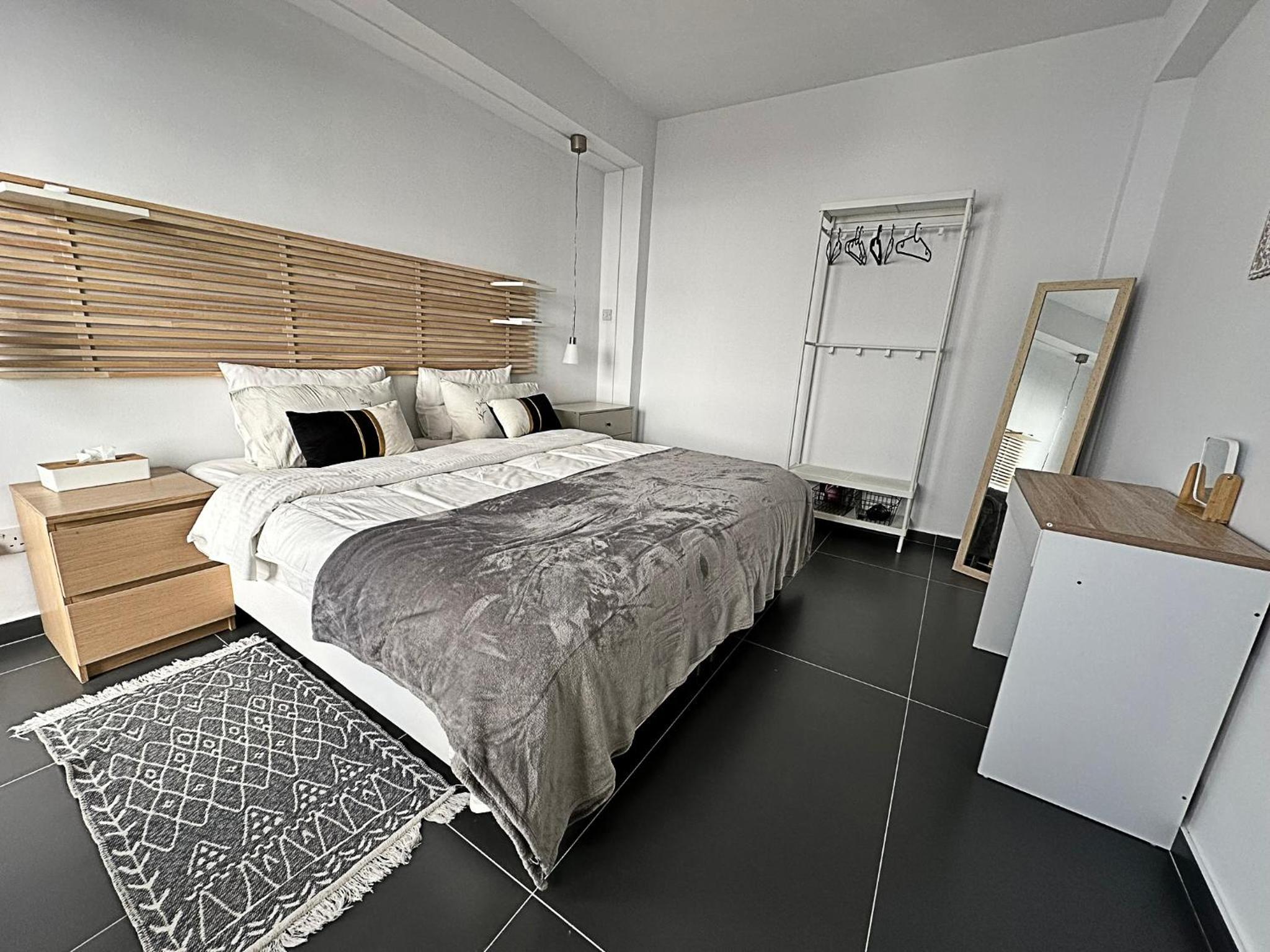 Apartment - Photo 18
