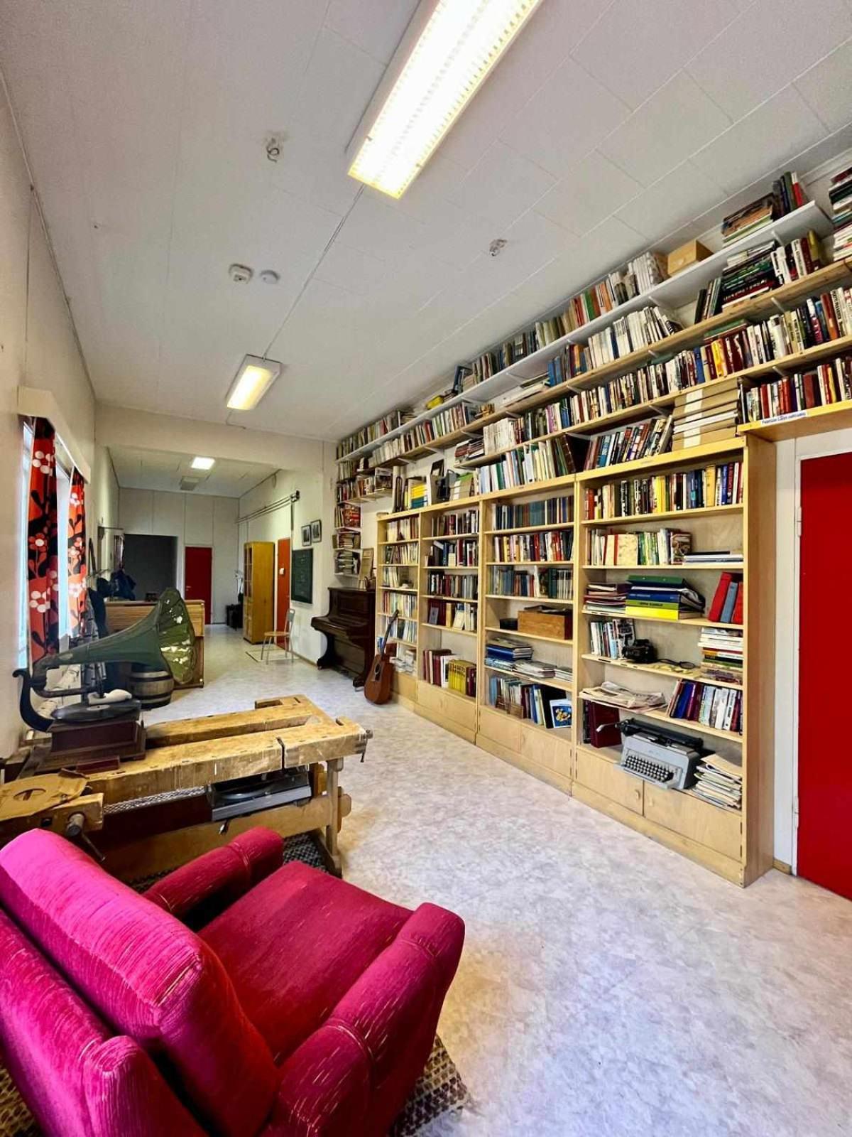 Double or Twin Room with Garden View photo 2