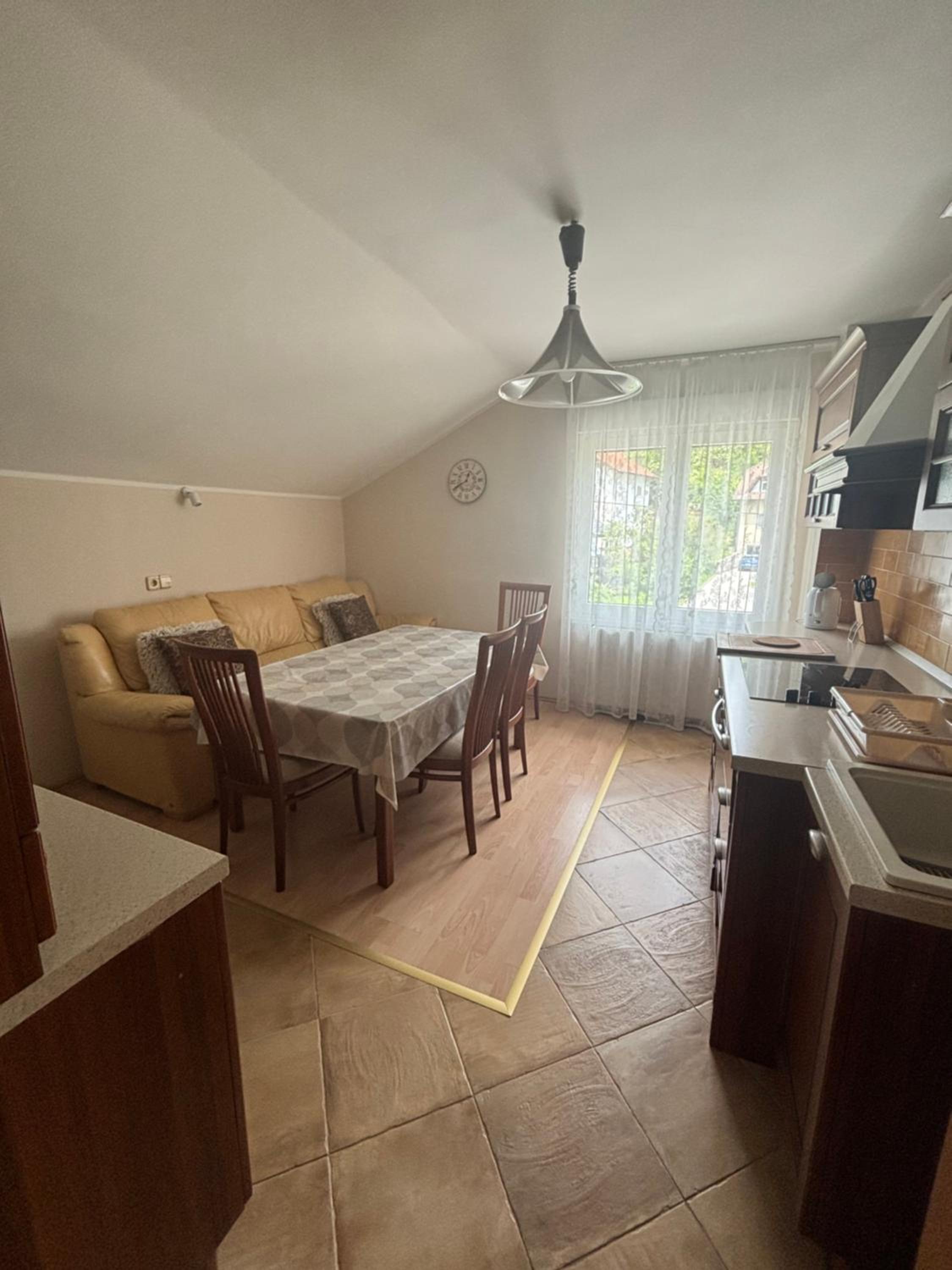 Three-Bedroom Apartment - Photo 9