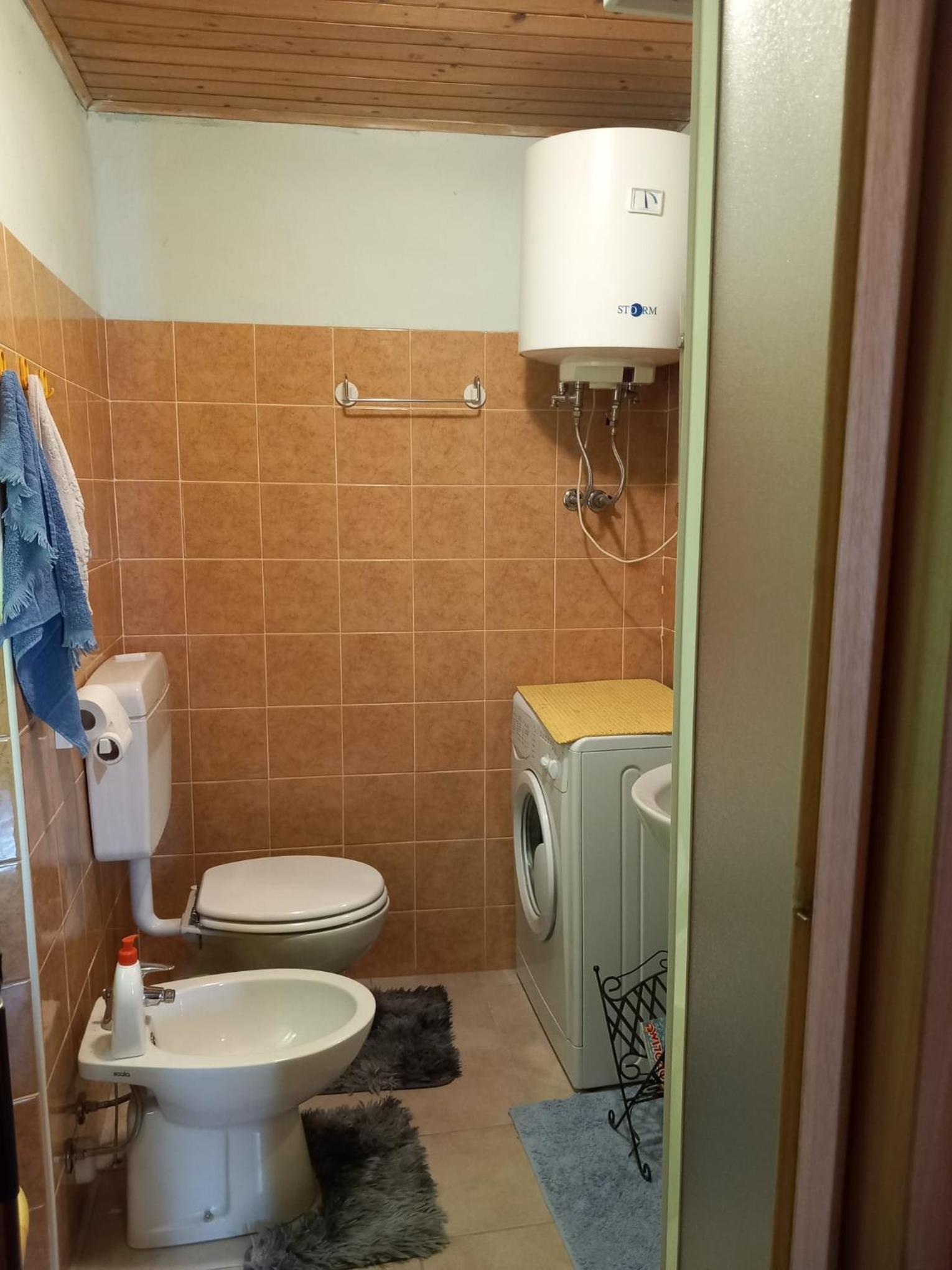 One-Bedroom House photo 2