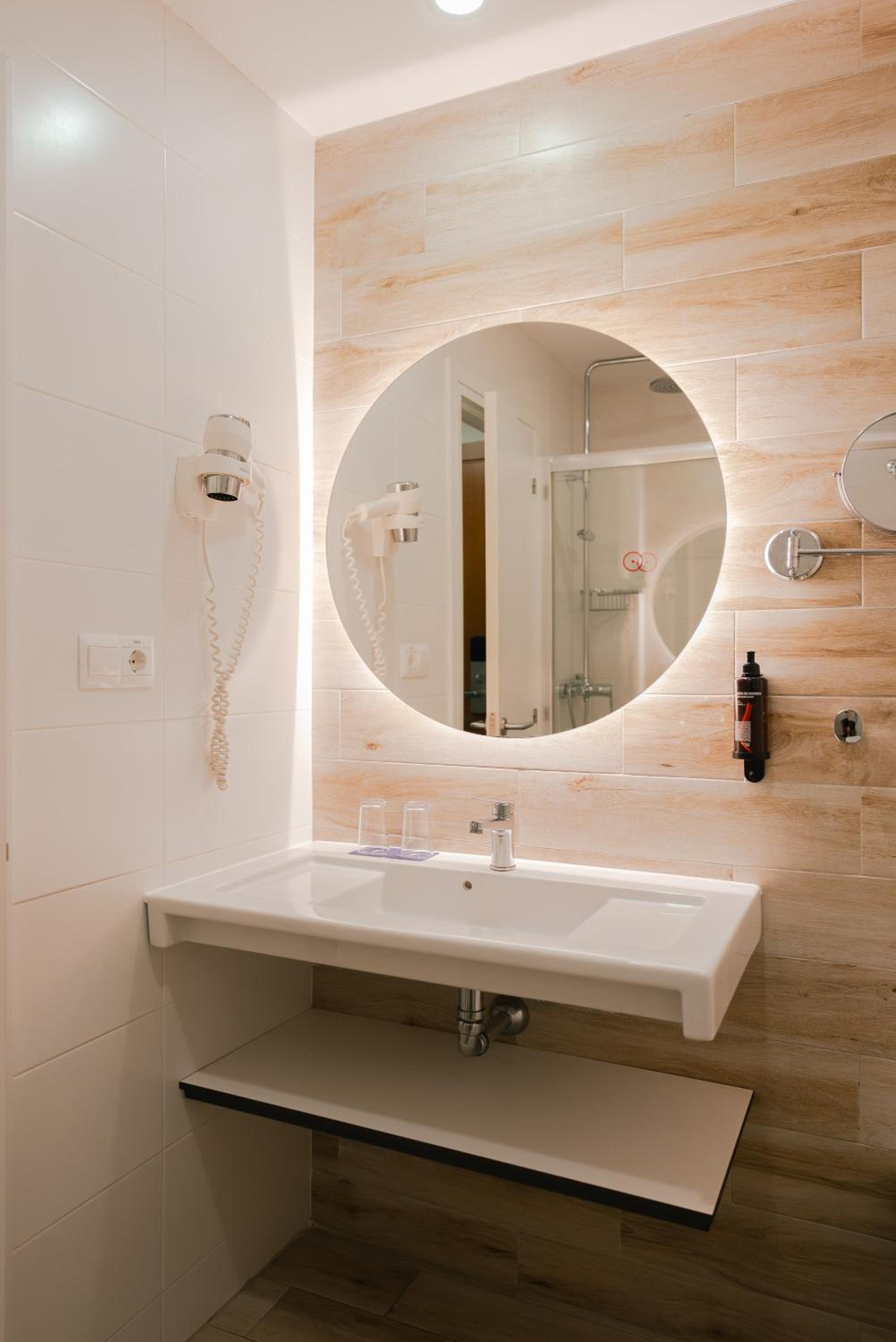 Triple Room (3) - Photo 3