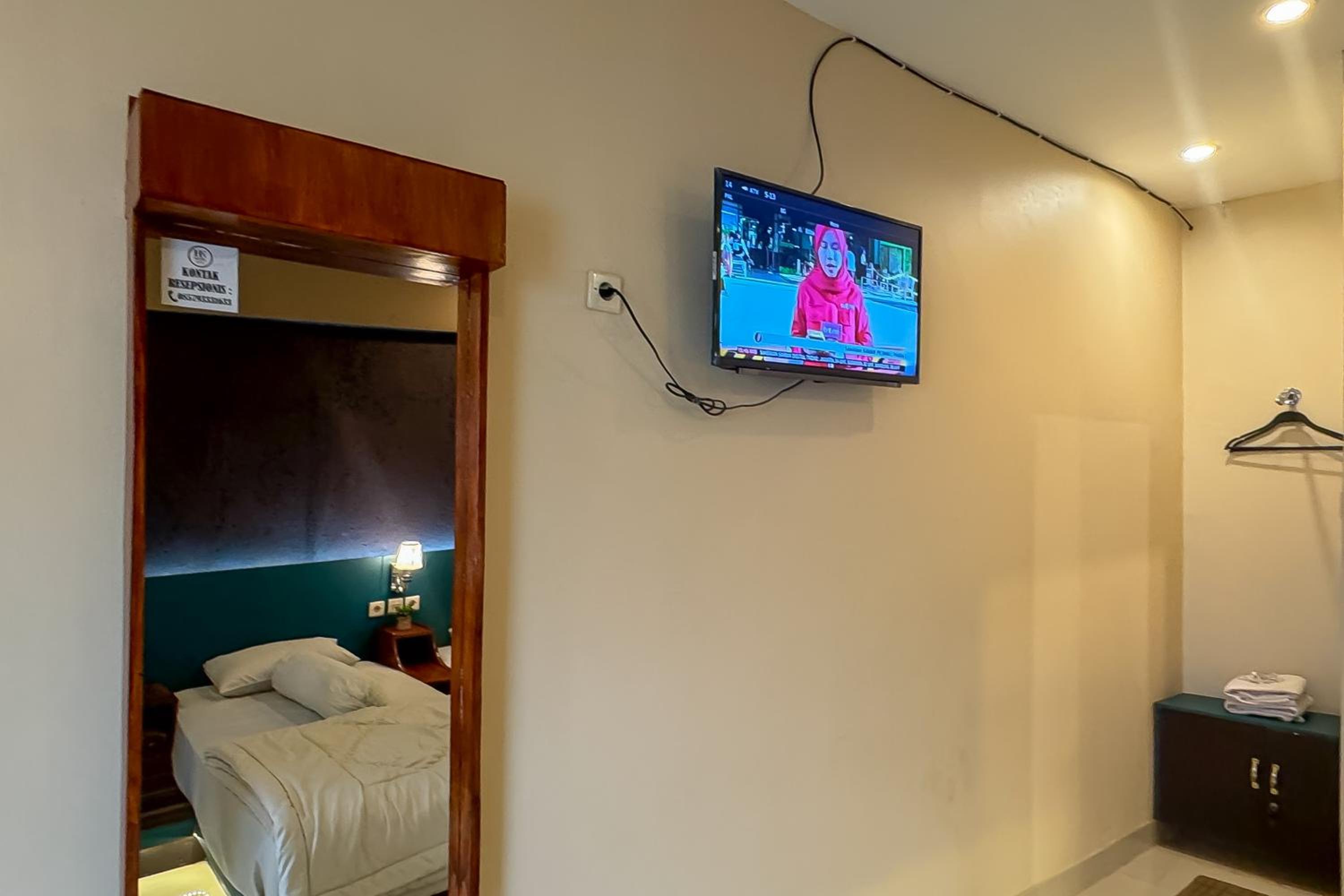Deluxe Double Room photo 2