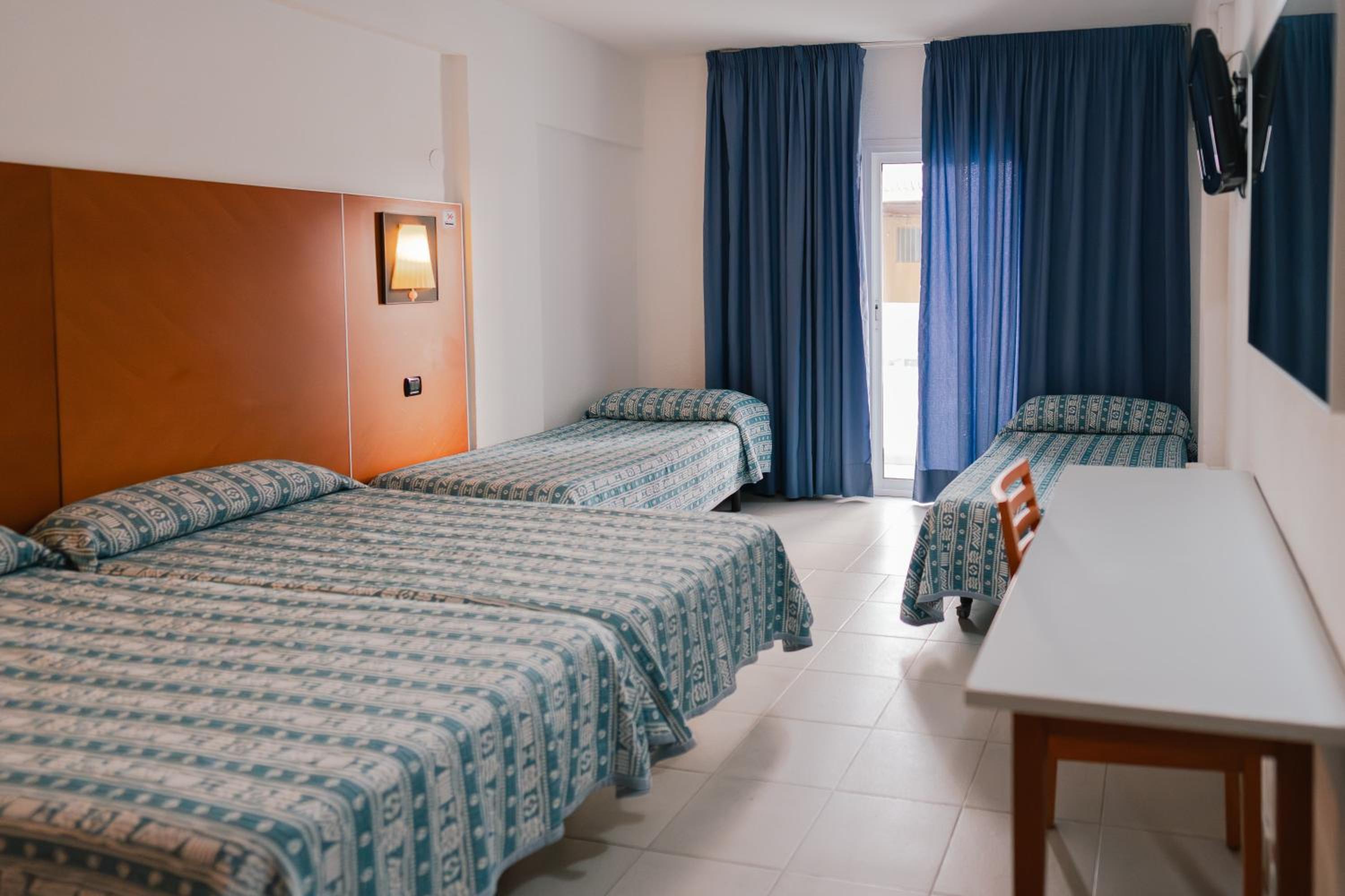 Habitación Triple Económica (3)