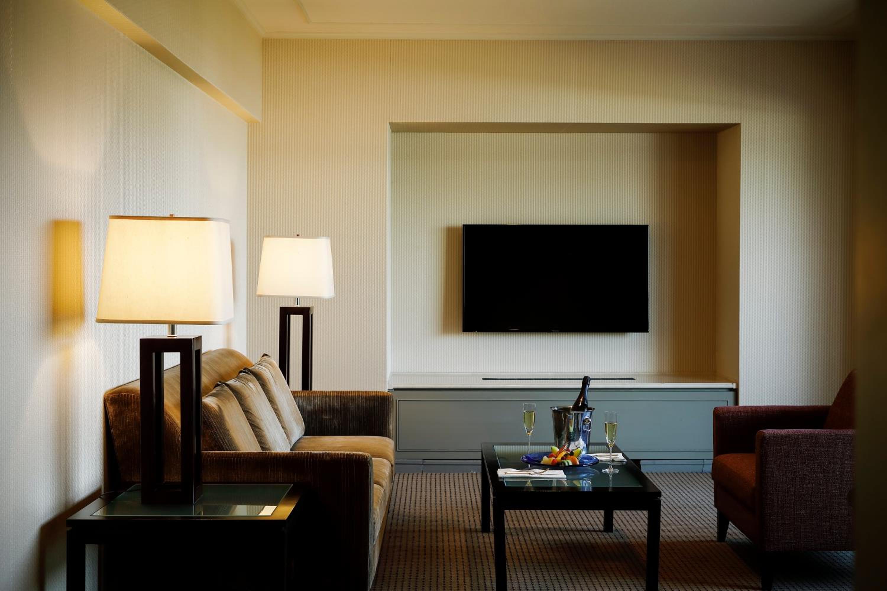 Royal Suite - Non-Smoking