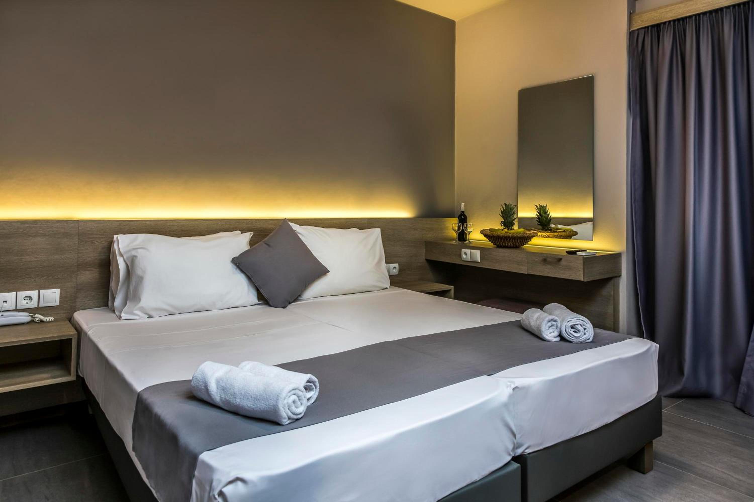 Deluxe Double Room photo 2