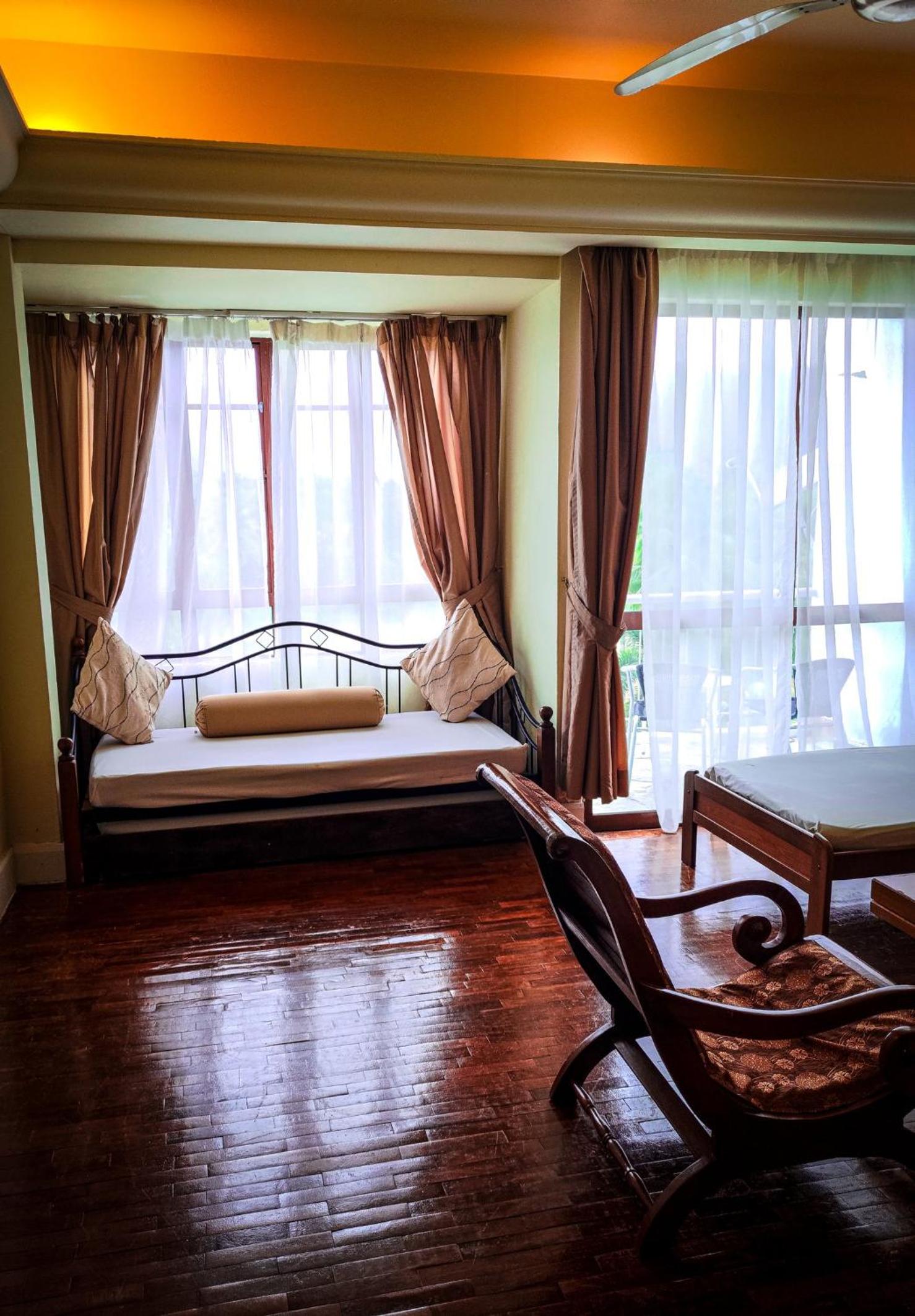 Family Room With Sea View photo 2