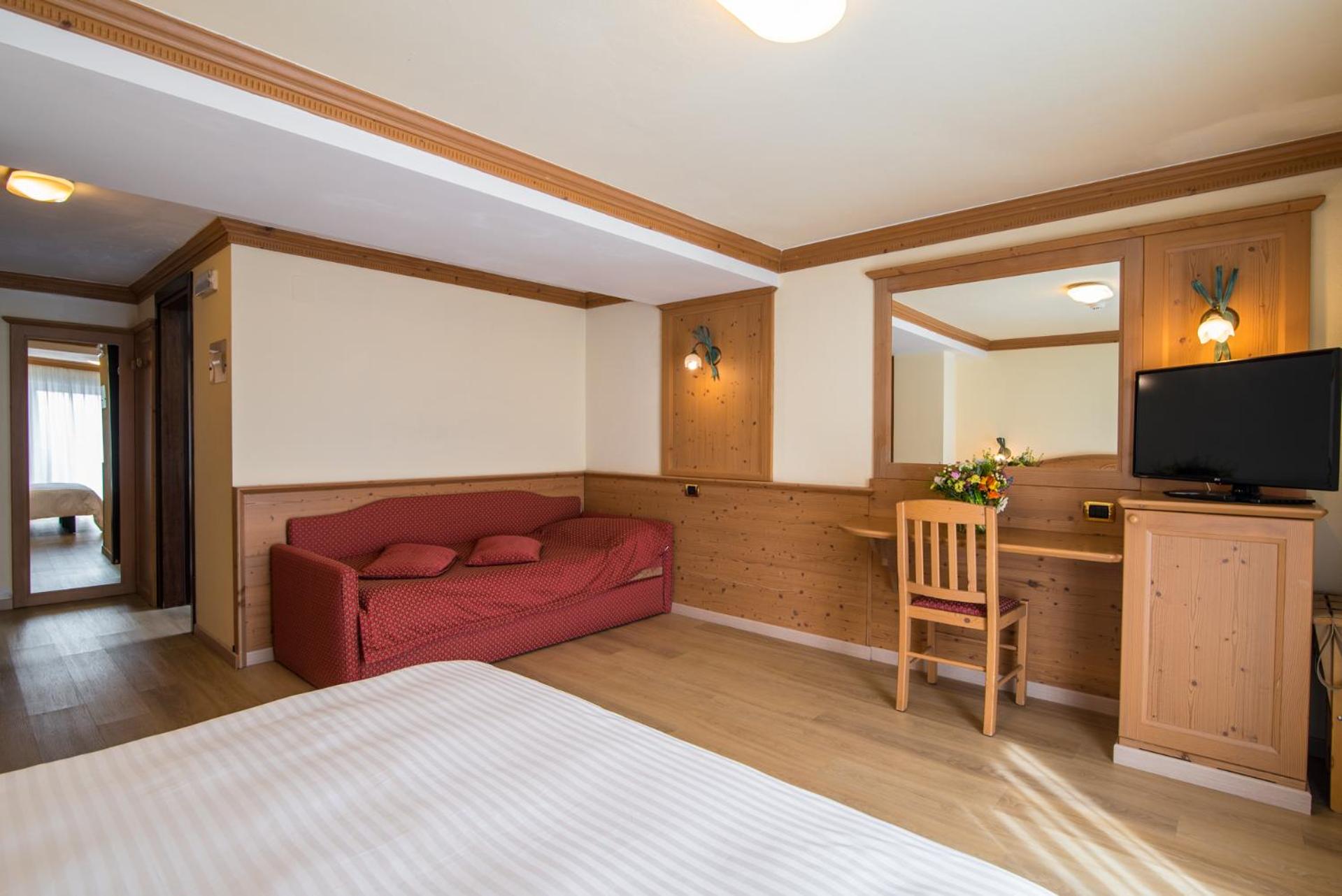 Triple Room with Balcony photo 2