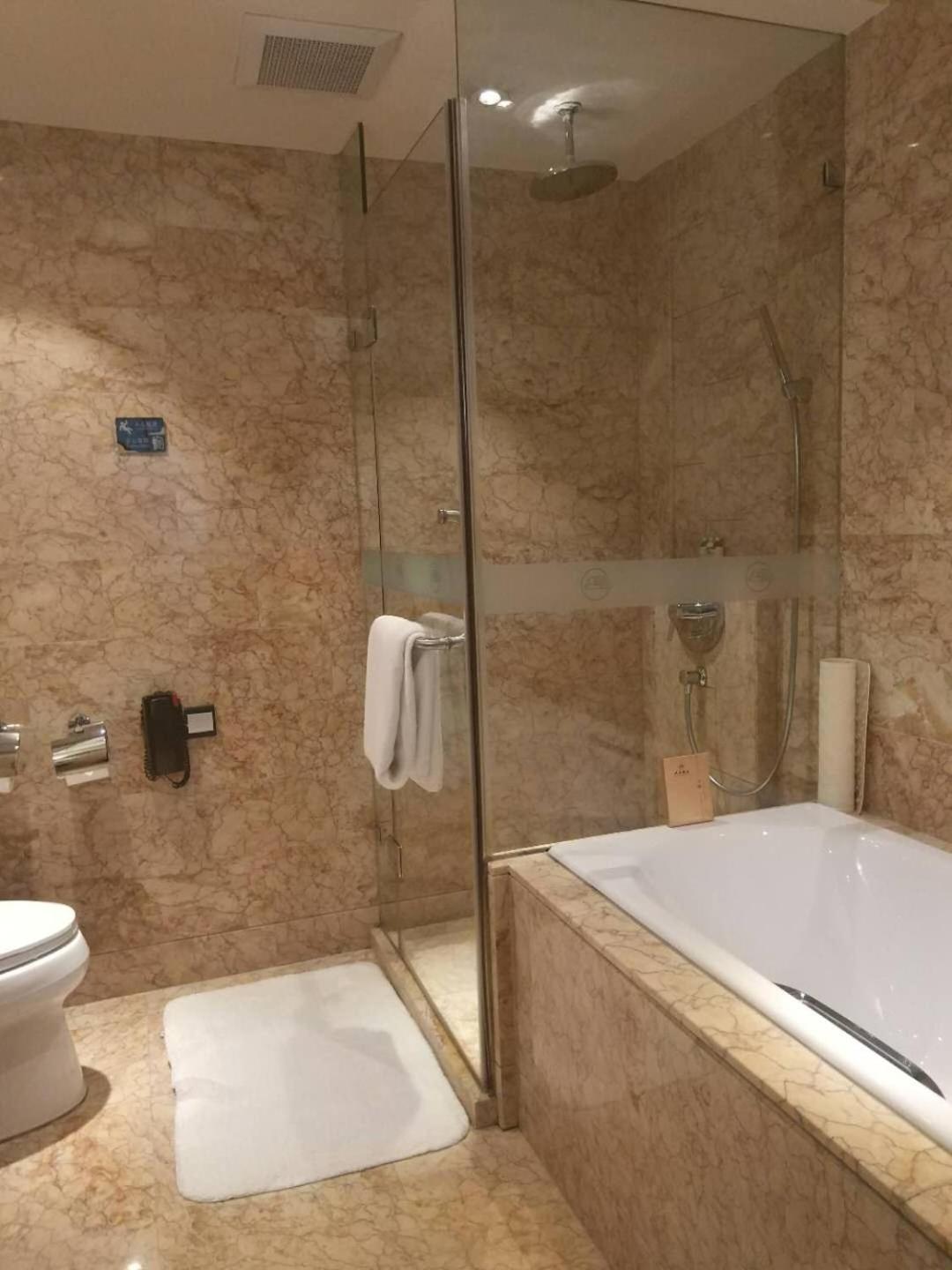 Deluxe Room - Photo 2
