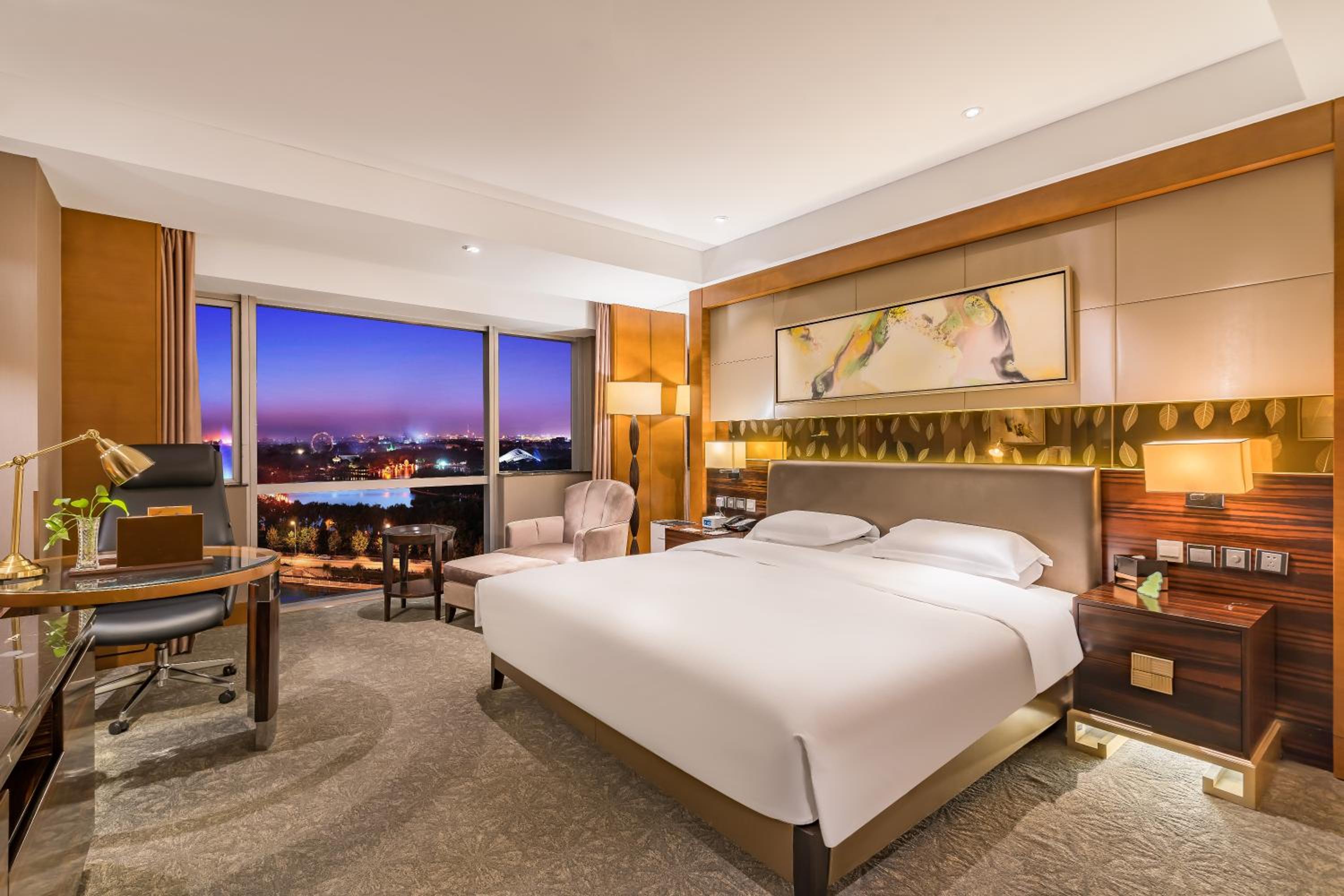 Executive King Room - Photo 1