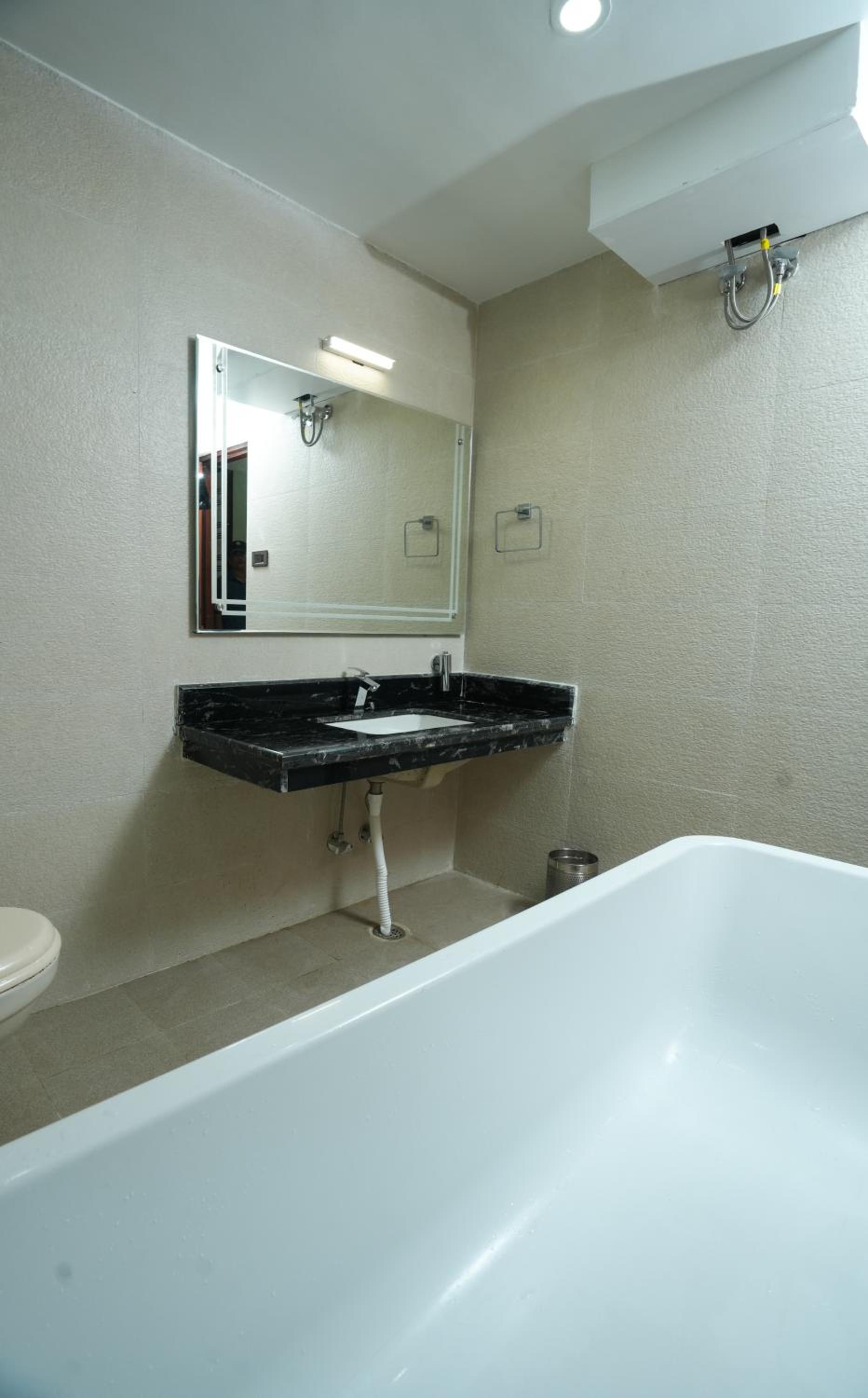 Urban Suite - Photo 9