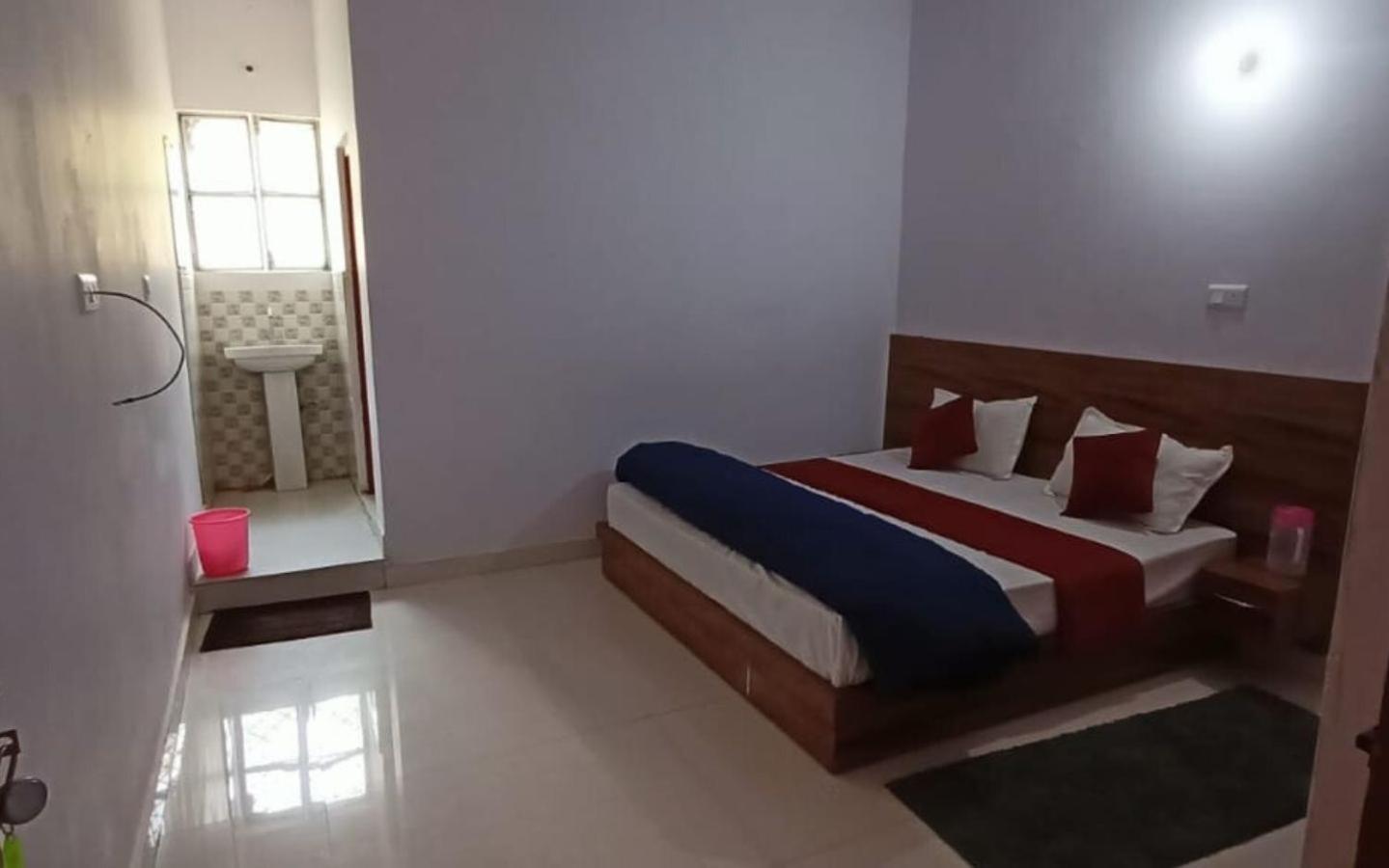 Deluxe Double Room photo 2