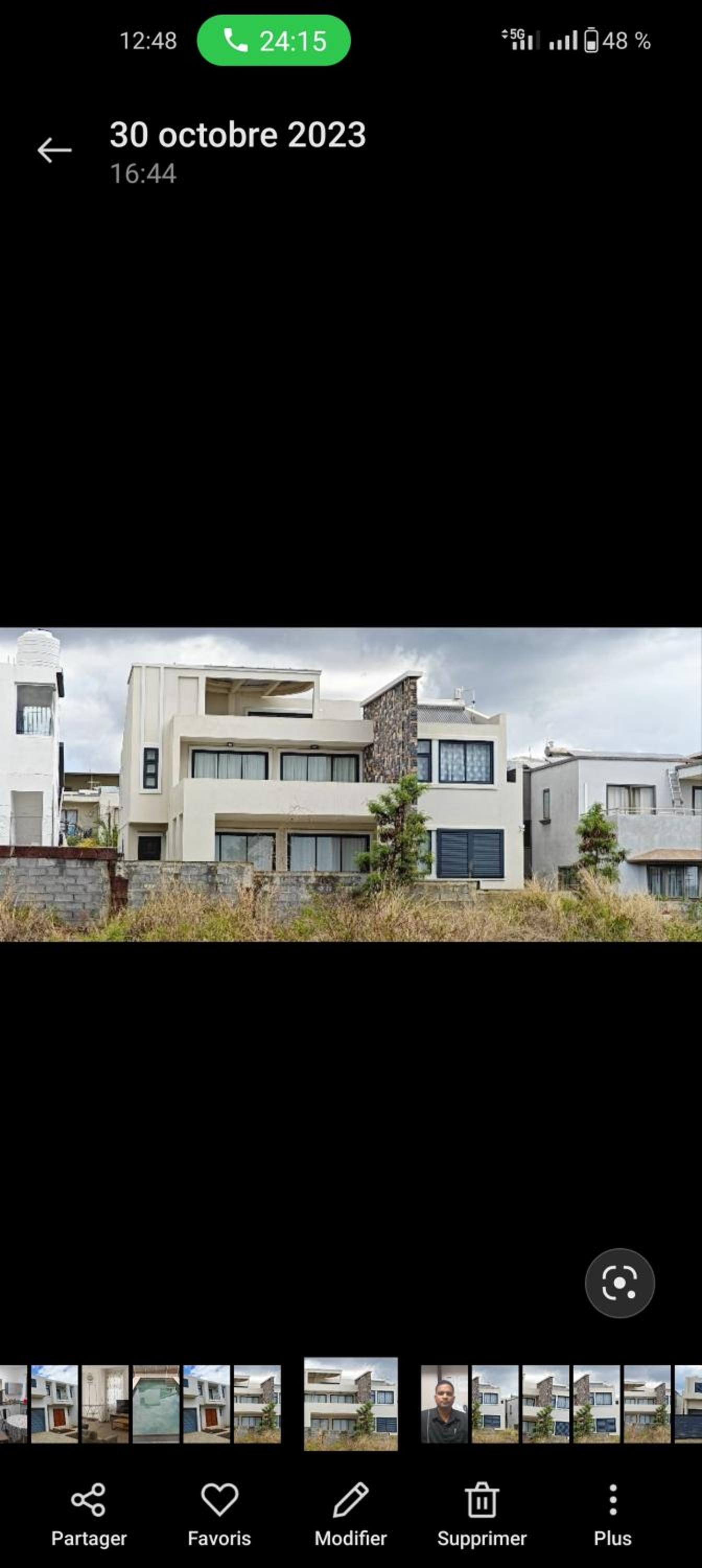 Three-Bedroom House photo 3