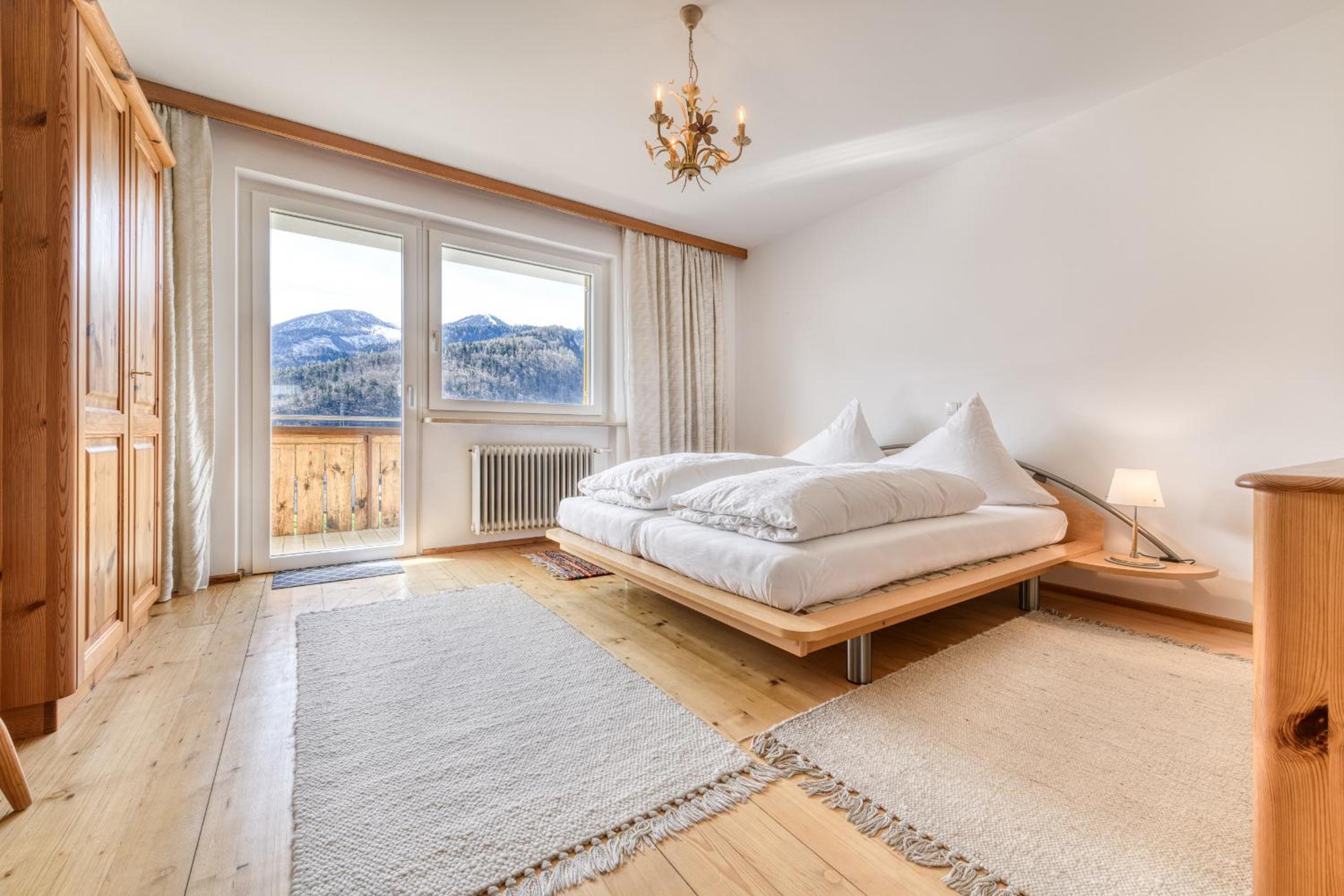 Four-Bedroom House photo 1