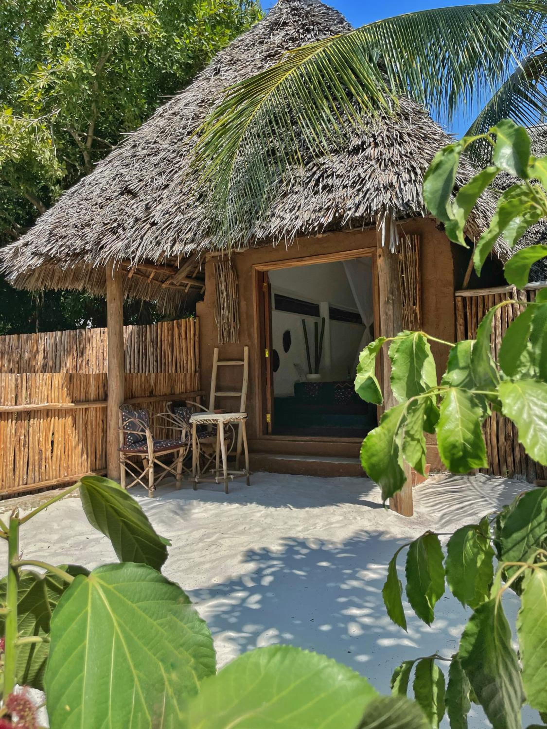 Standard Bungalow - Photo 3