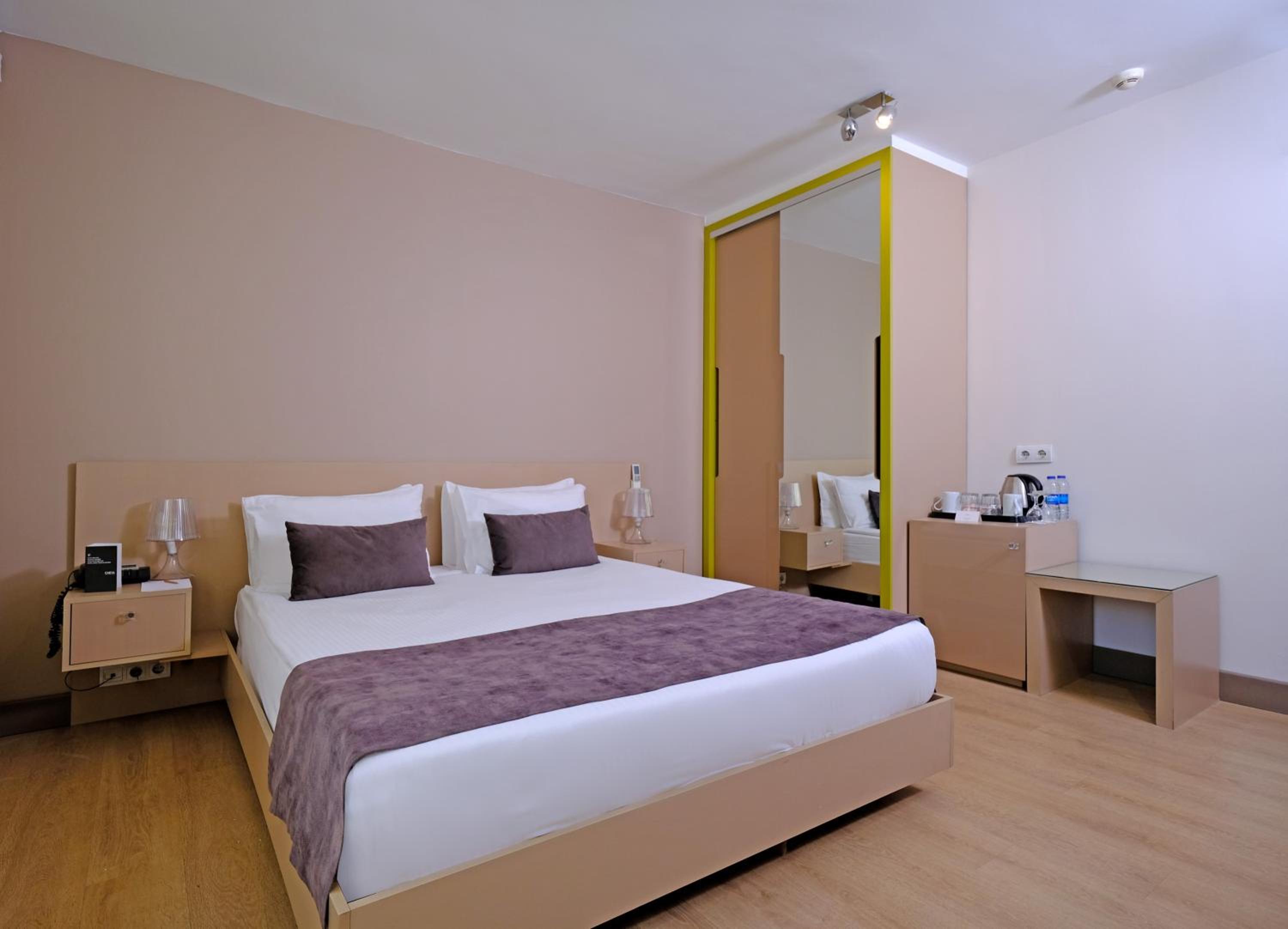 Economy Double Room photo 1