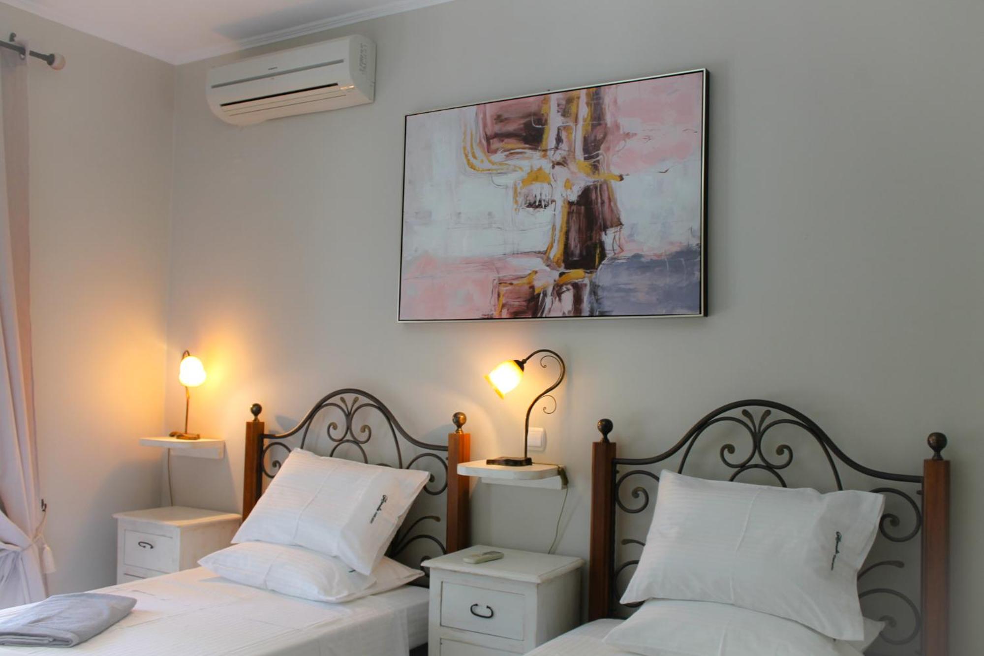 Three-Bedroom Villa photo 1