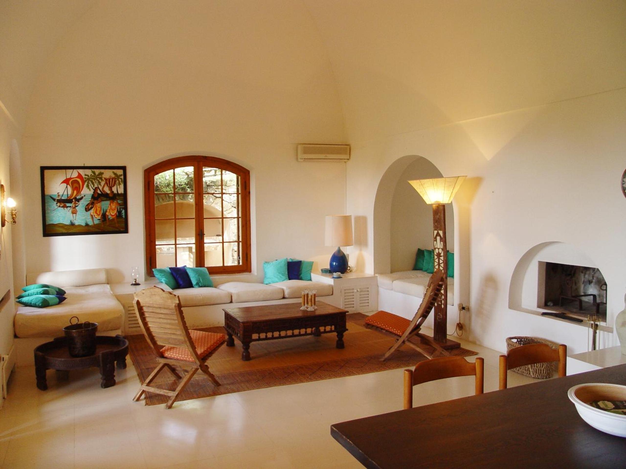 Business Suite (2 Adults)