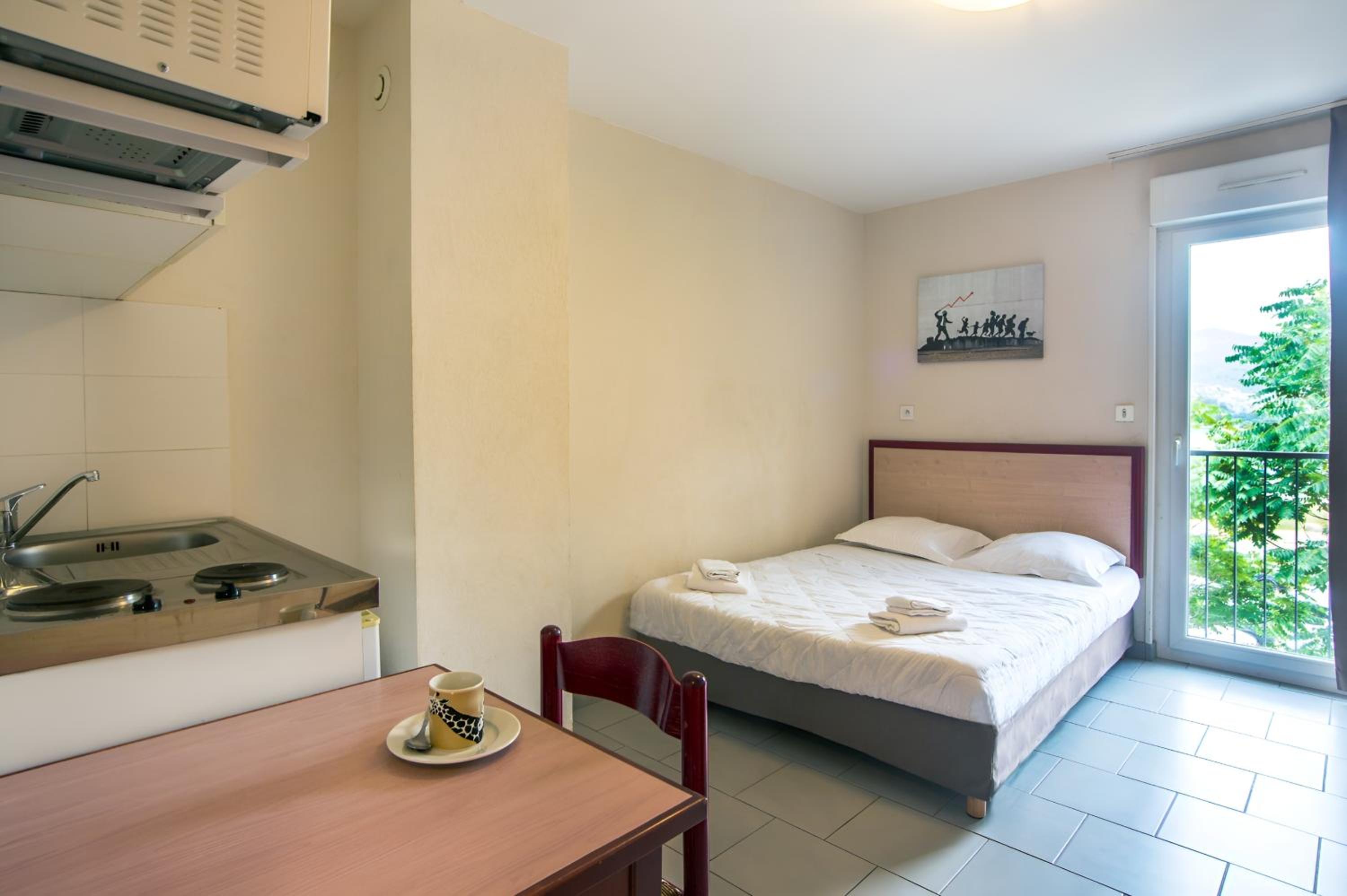 Standard Double Room photo 2