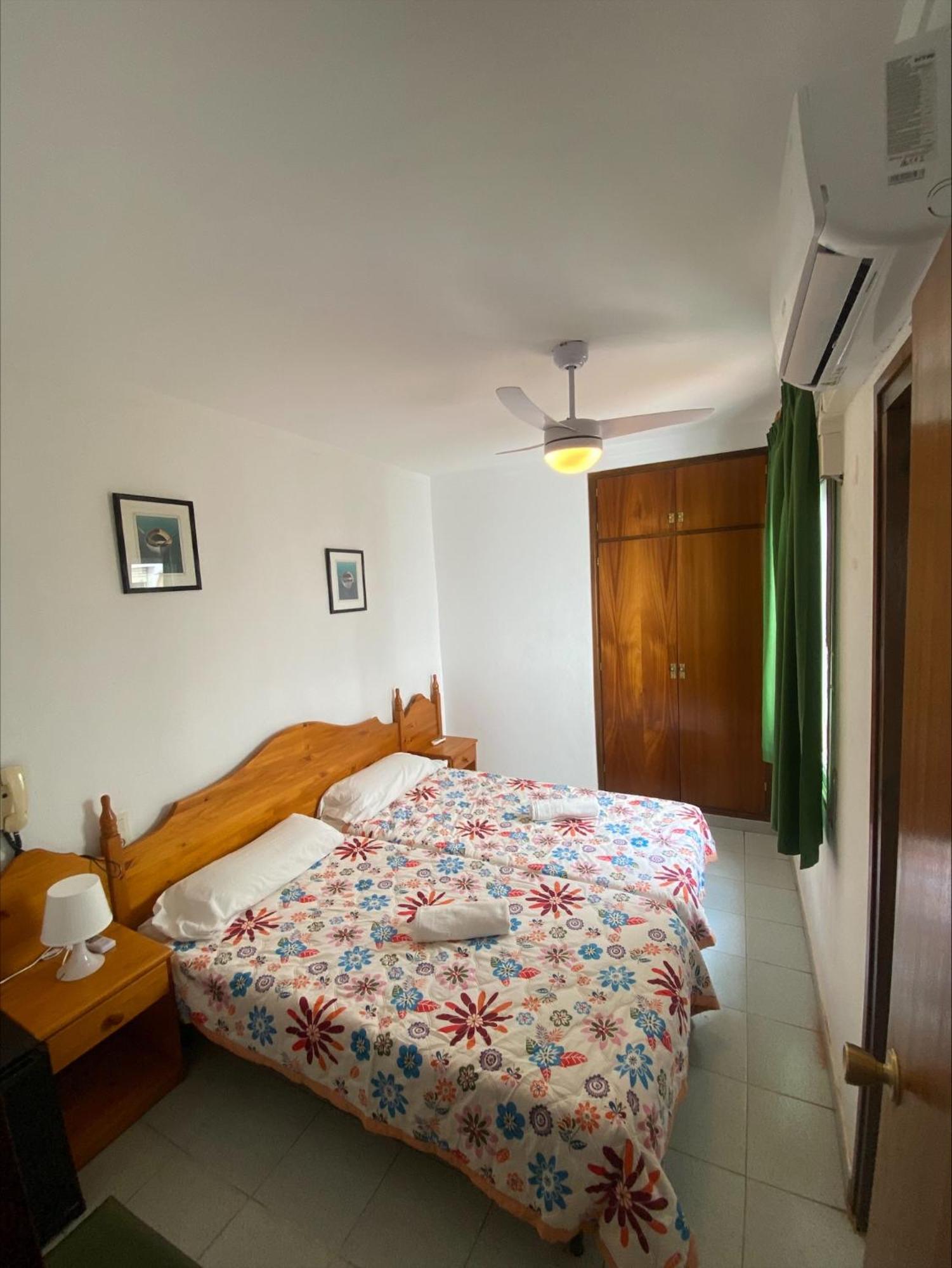 Economy Twin Room