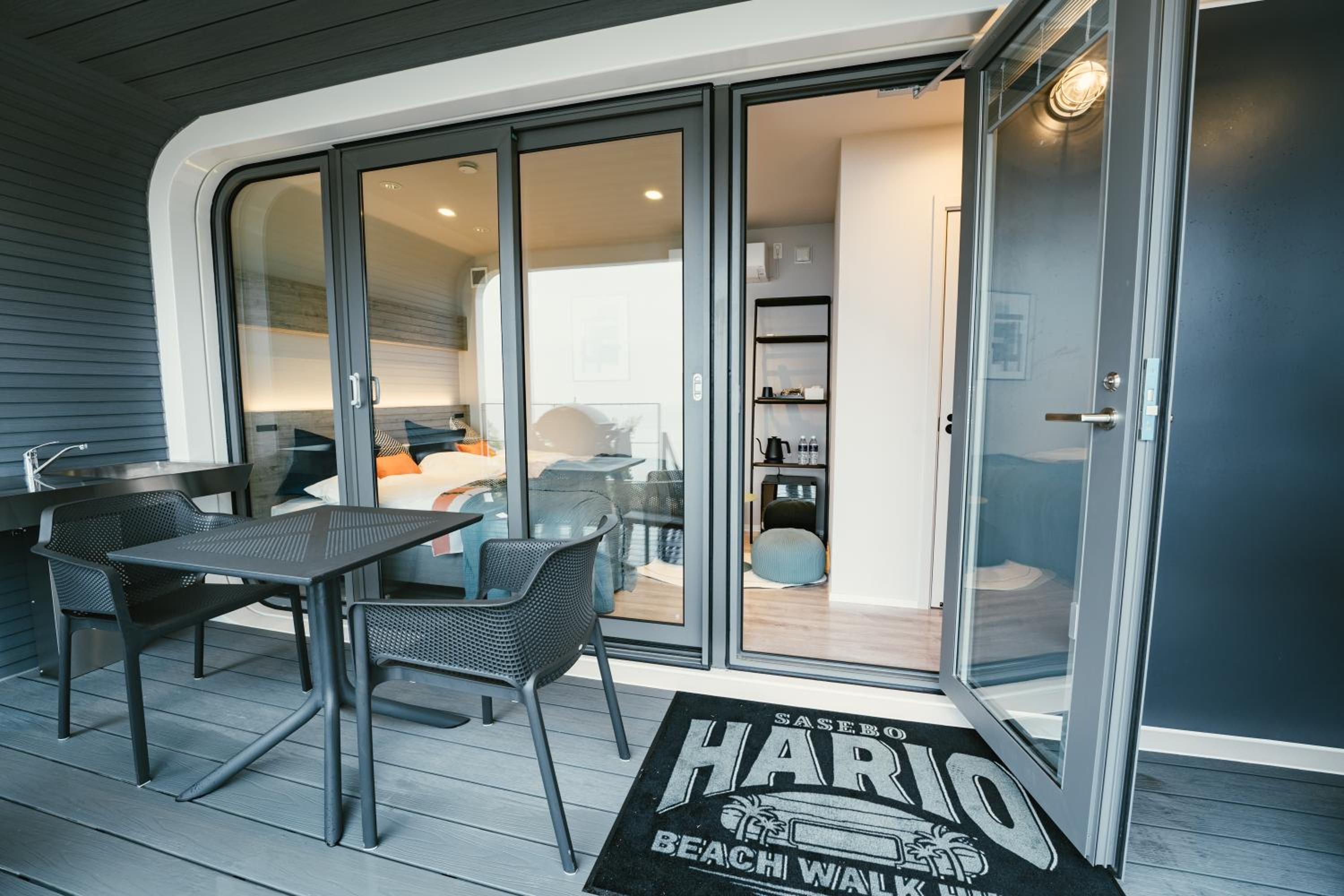 Superior Twin Room with Sea View photo 3