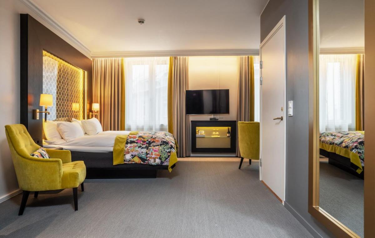 Business Double Room thumbnail 6