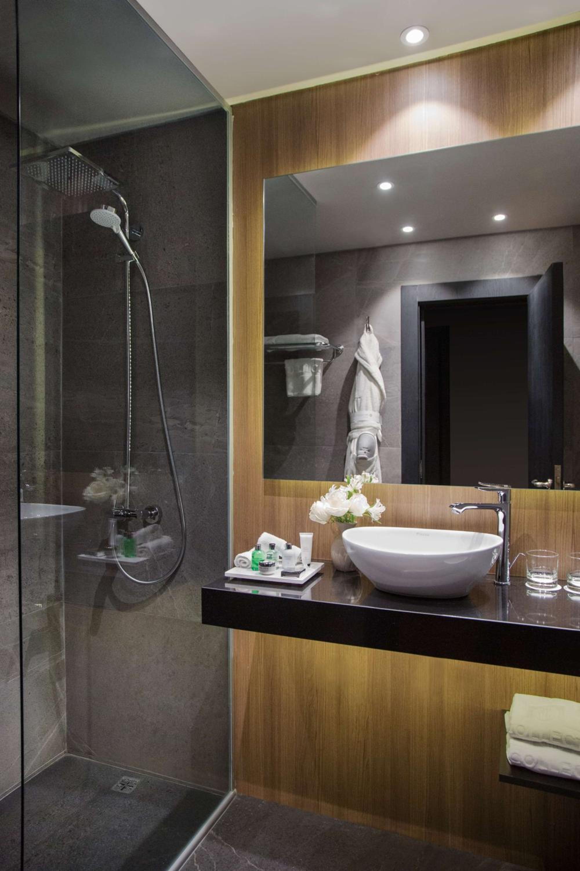 Premium Double Room with Extra Bed (2 Adults + 1 Child)