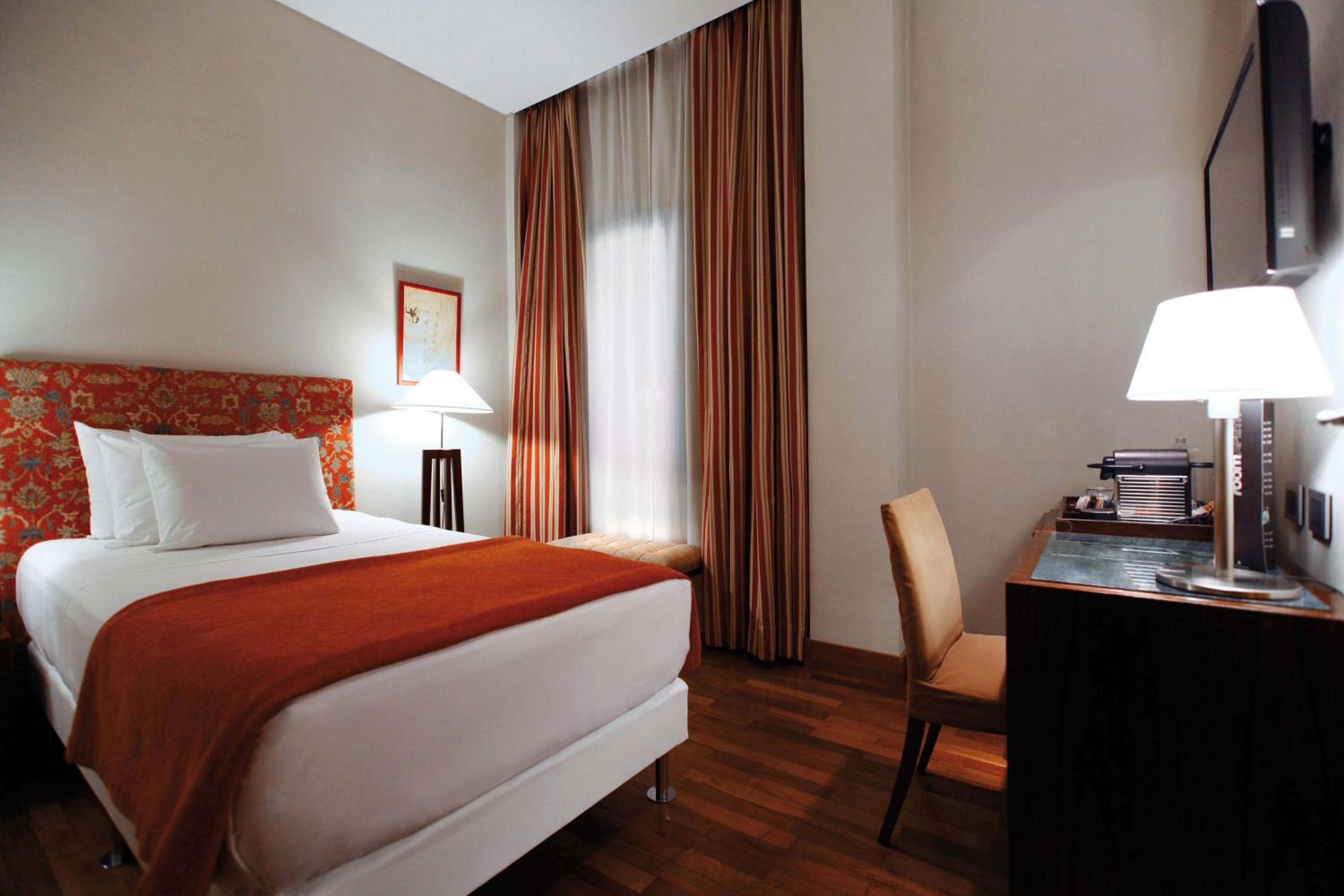 Superior Single Room with 1 Adult Occupancy (Non Smoking)