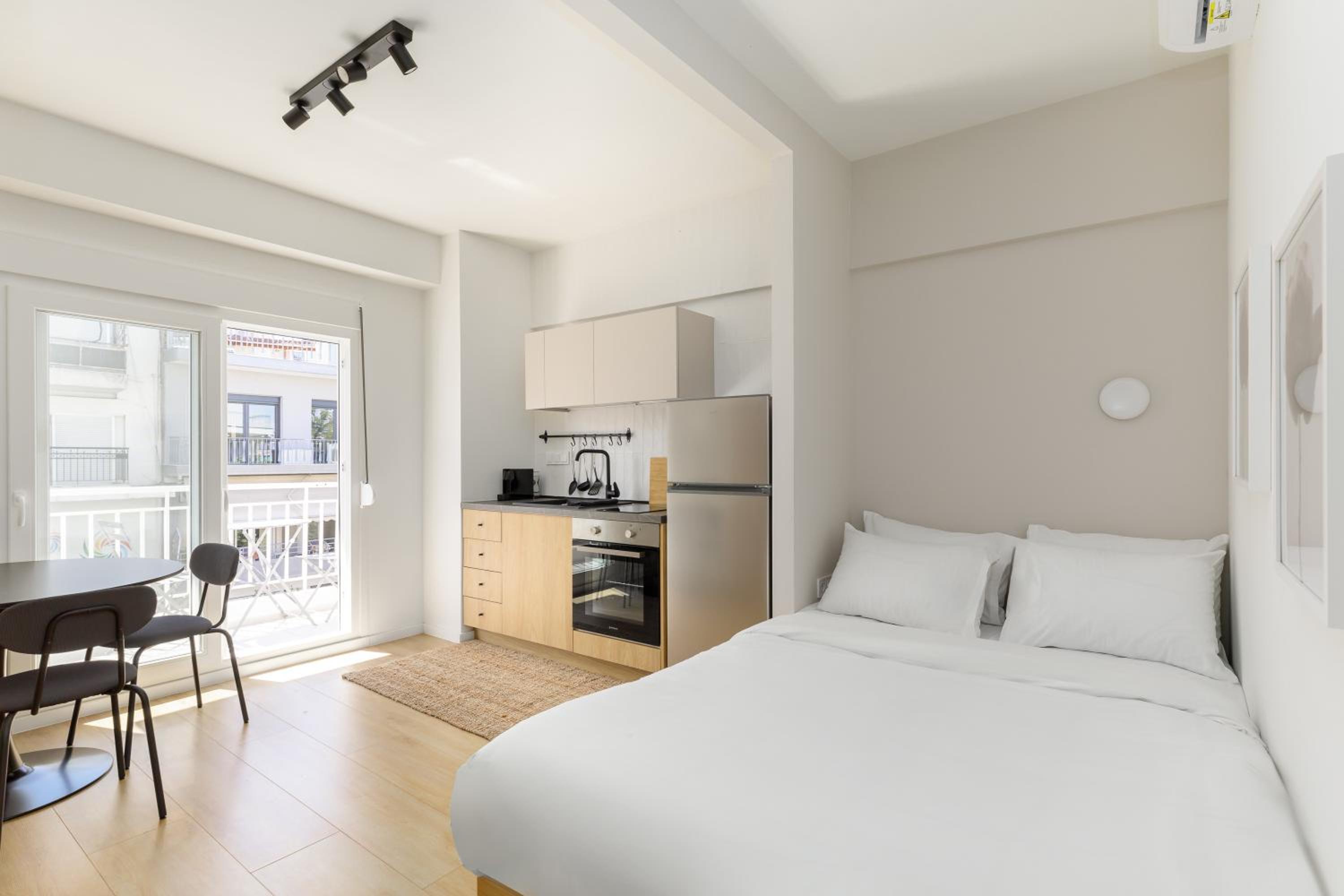Studio Apartment