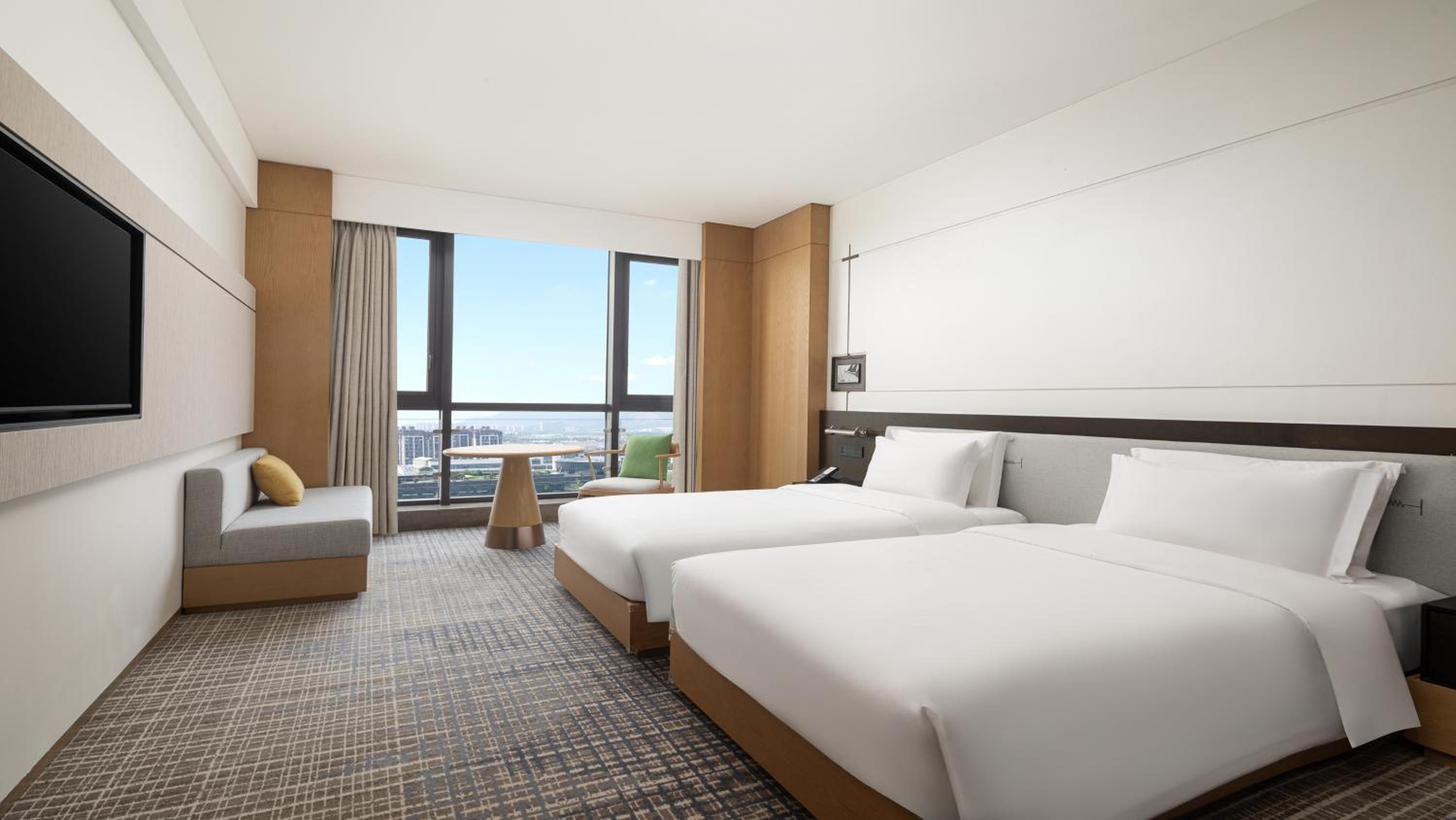 Standard Double Room with Two Double Beds and City View photo 1