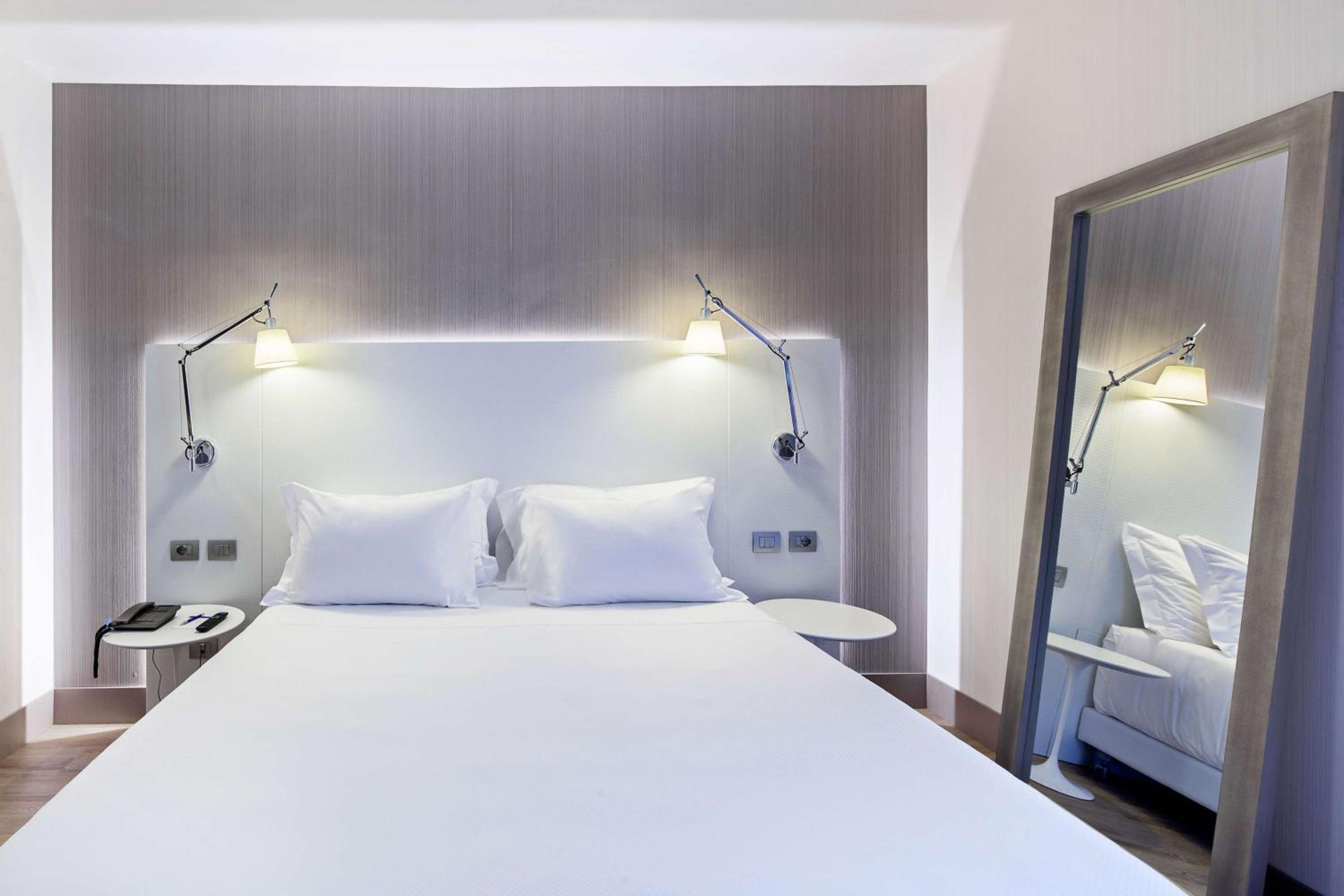 Superior Double or Twin Room - Photo 2