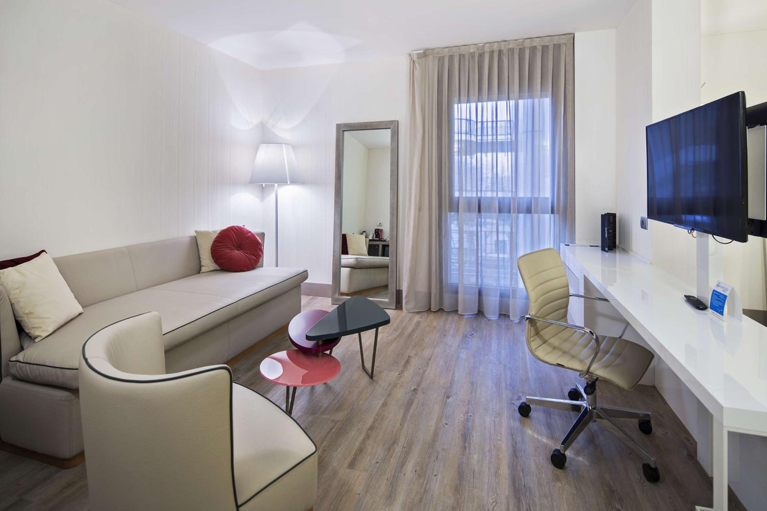 Junior Suite - Photo 1