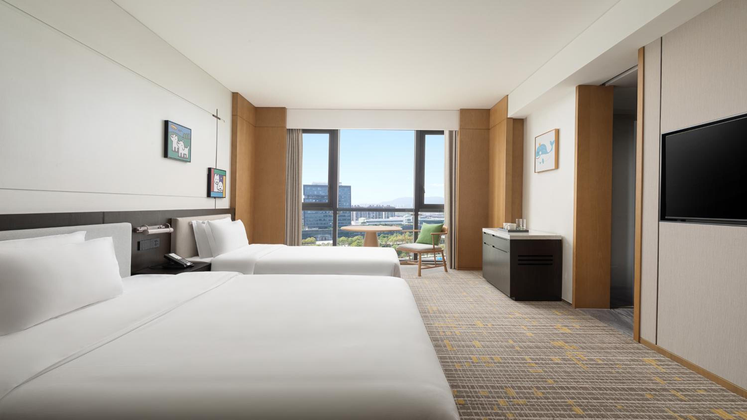 Premium King Room photo 1