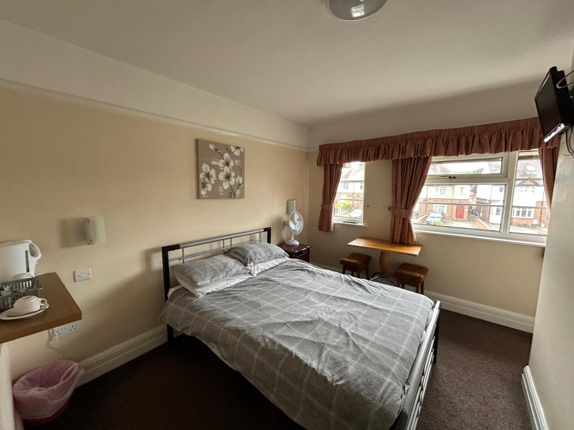 Budget Double Room photo 1