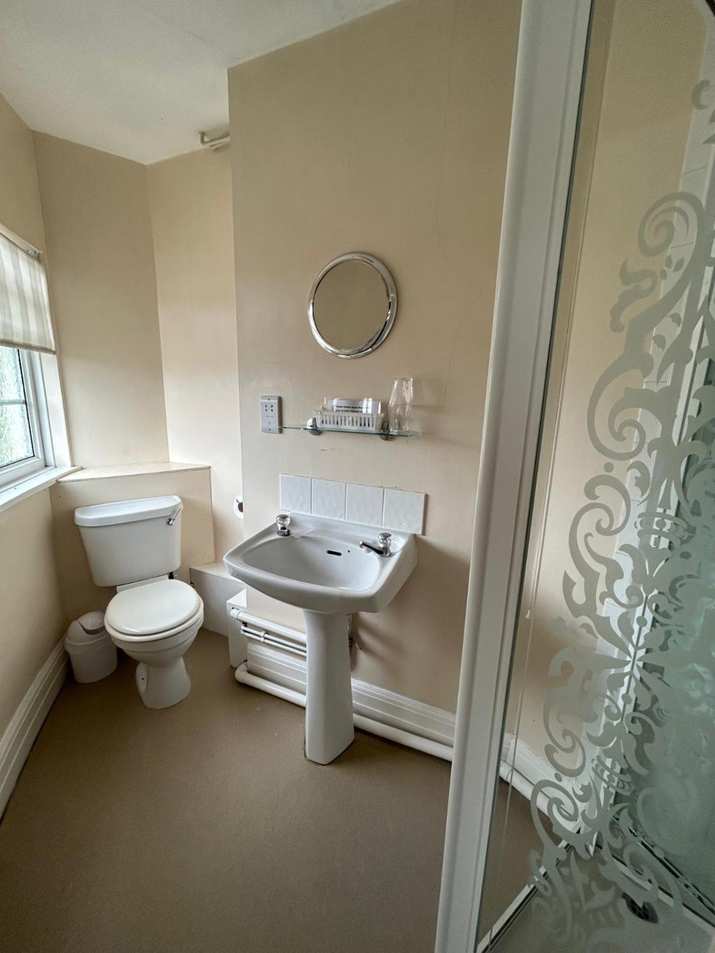 Budget Double Room photo 2