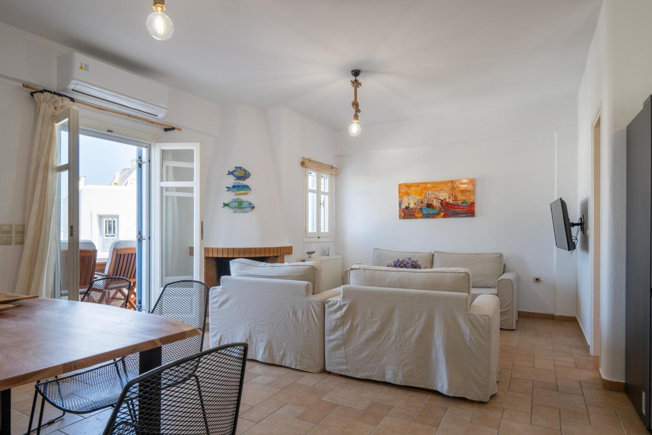 Three-Bedroom House photo 1