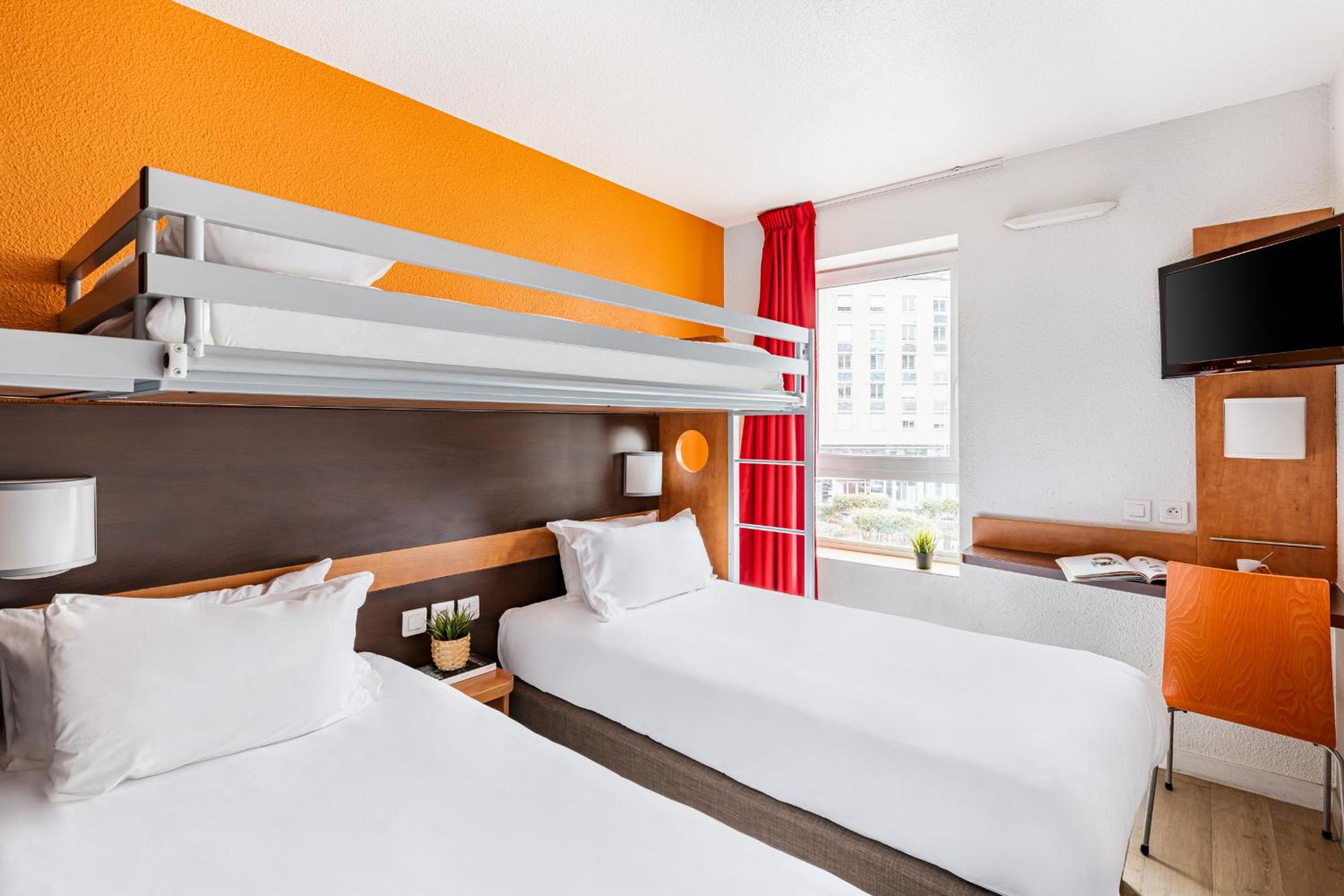 Standard Triple Room - Photo 3