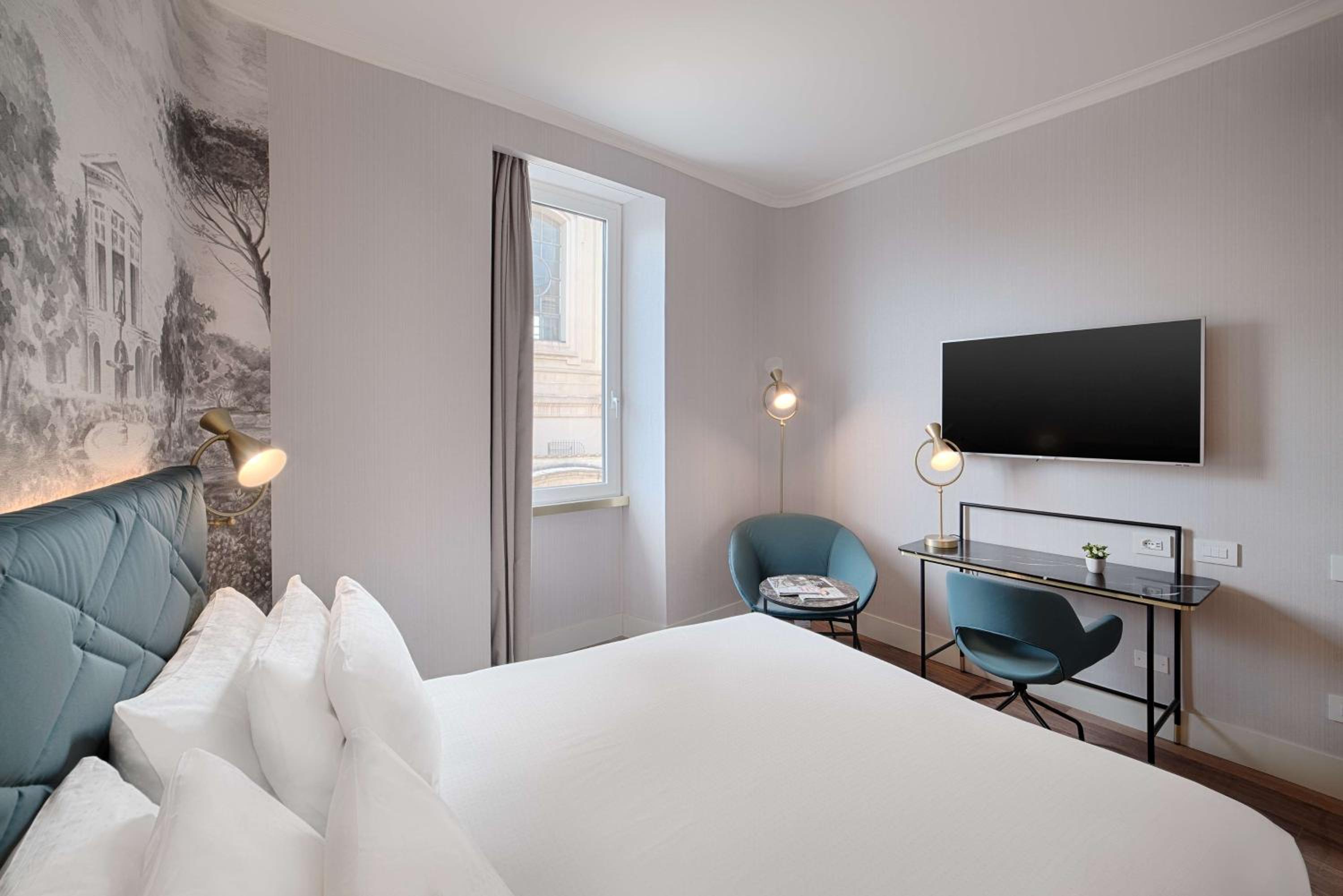 Superior Twin Room with View
