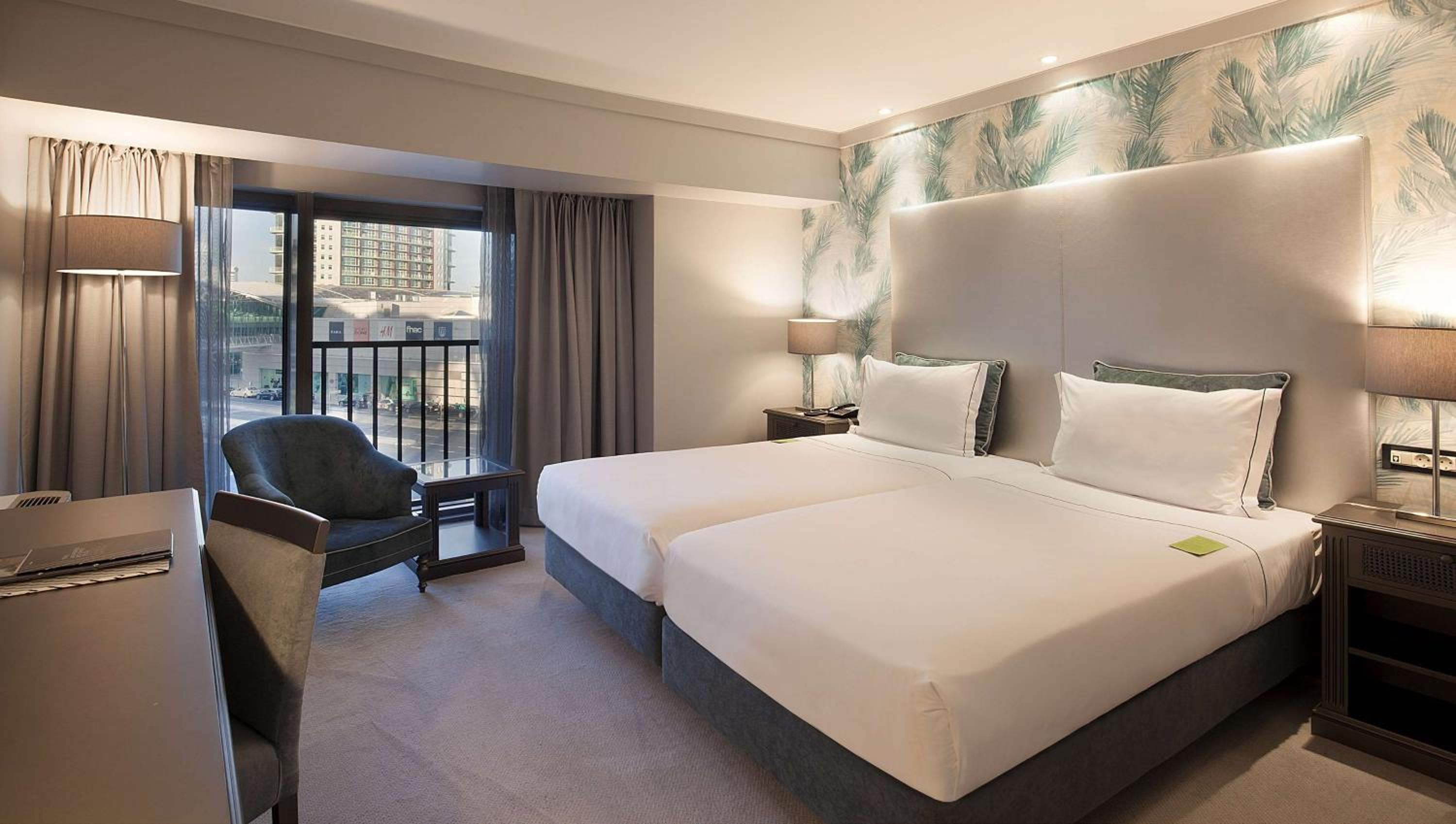 Junior Suite - Photo 11