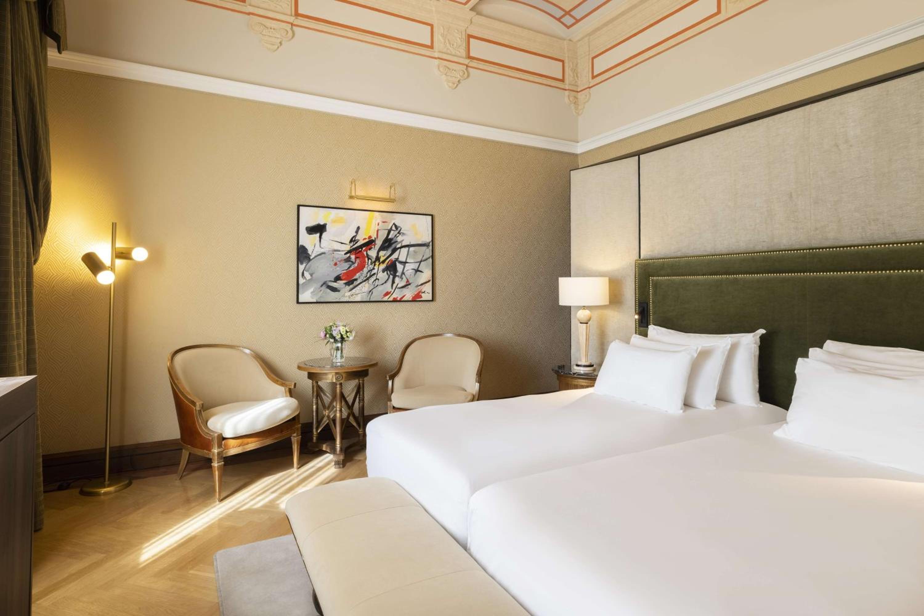 Junior Suite - Photo 6