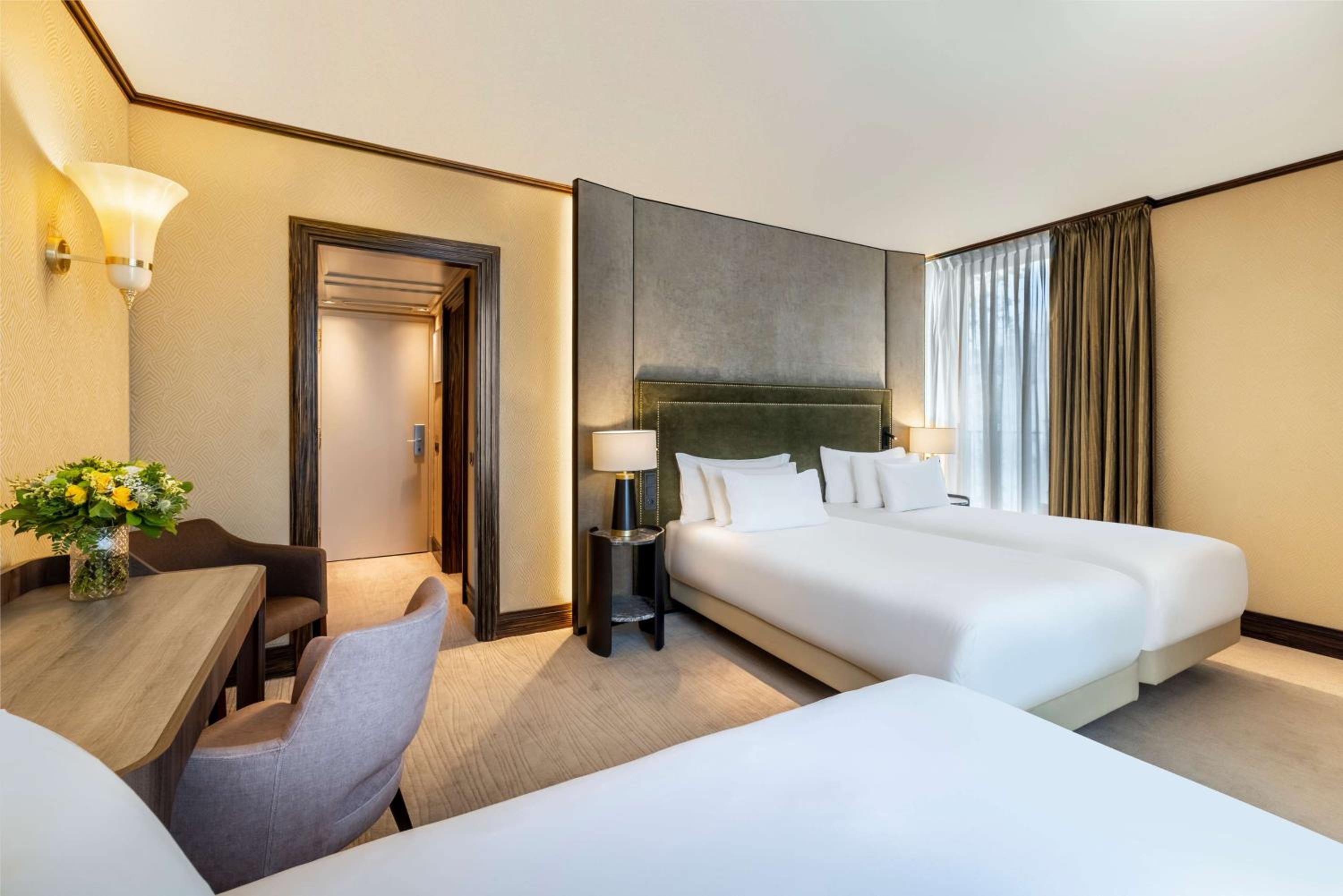 Premium Triple Room - Photo 1